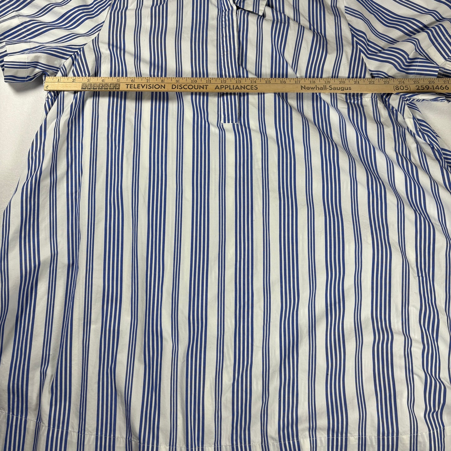 Old Navy Men’s Shirt XXL Blue White Striped Short Sleeve Casual Button Front
