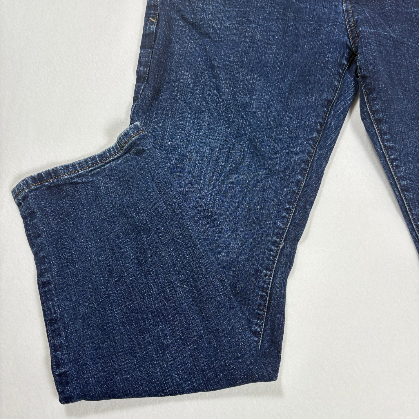 Express Jeans Men’s Straight Leg Denim Blue 34x30 Classic Mid Rise Casual Pants