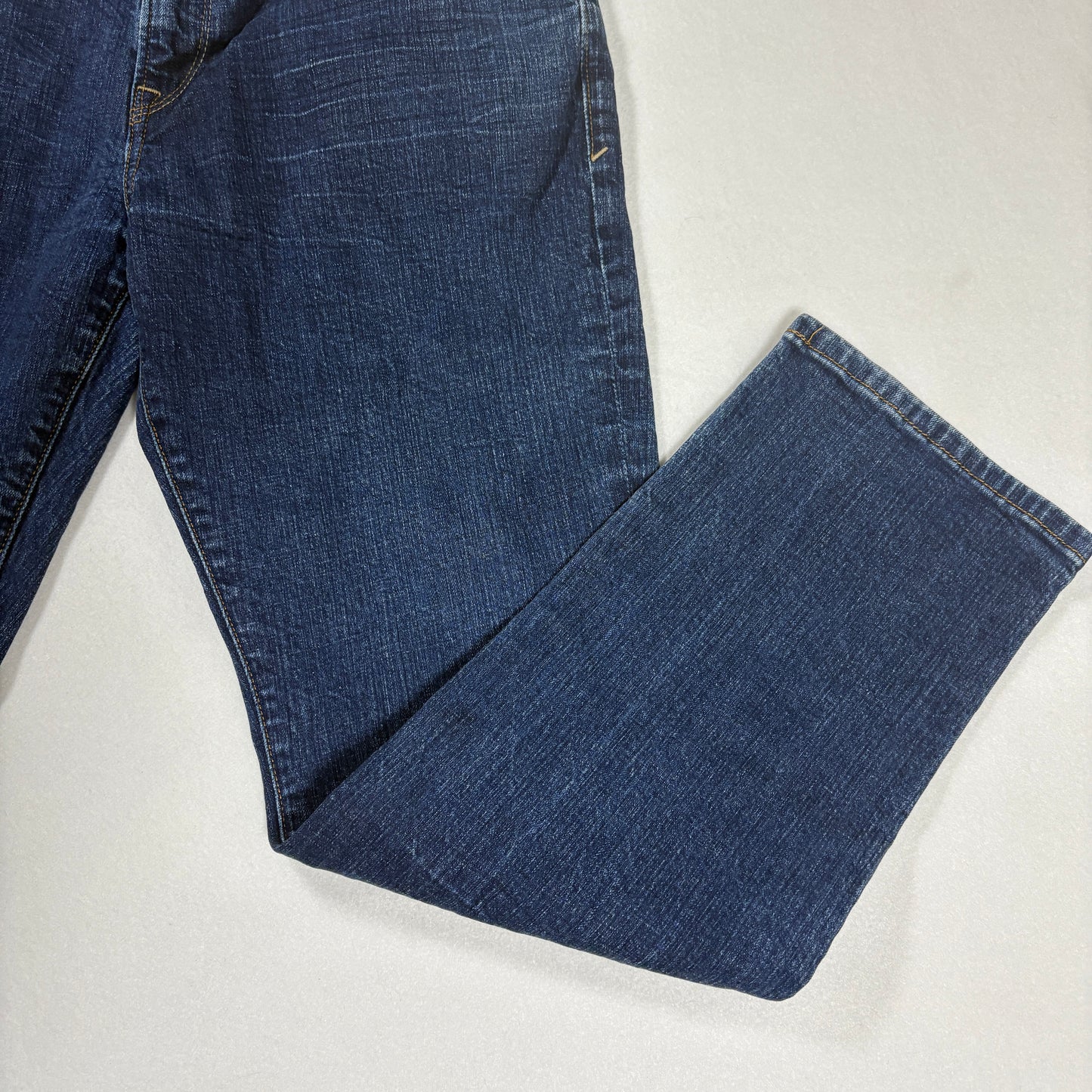 Express Jeans Men’s Straight Leg Denim Blue 34x30 Classic Mid Rise Casual Pants