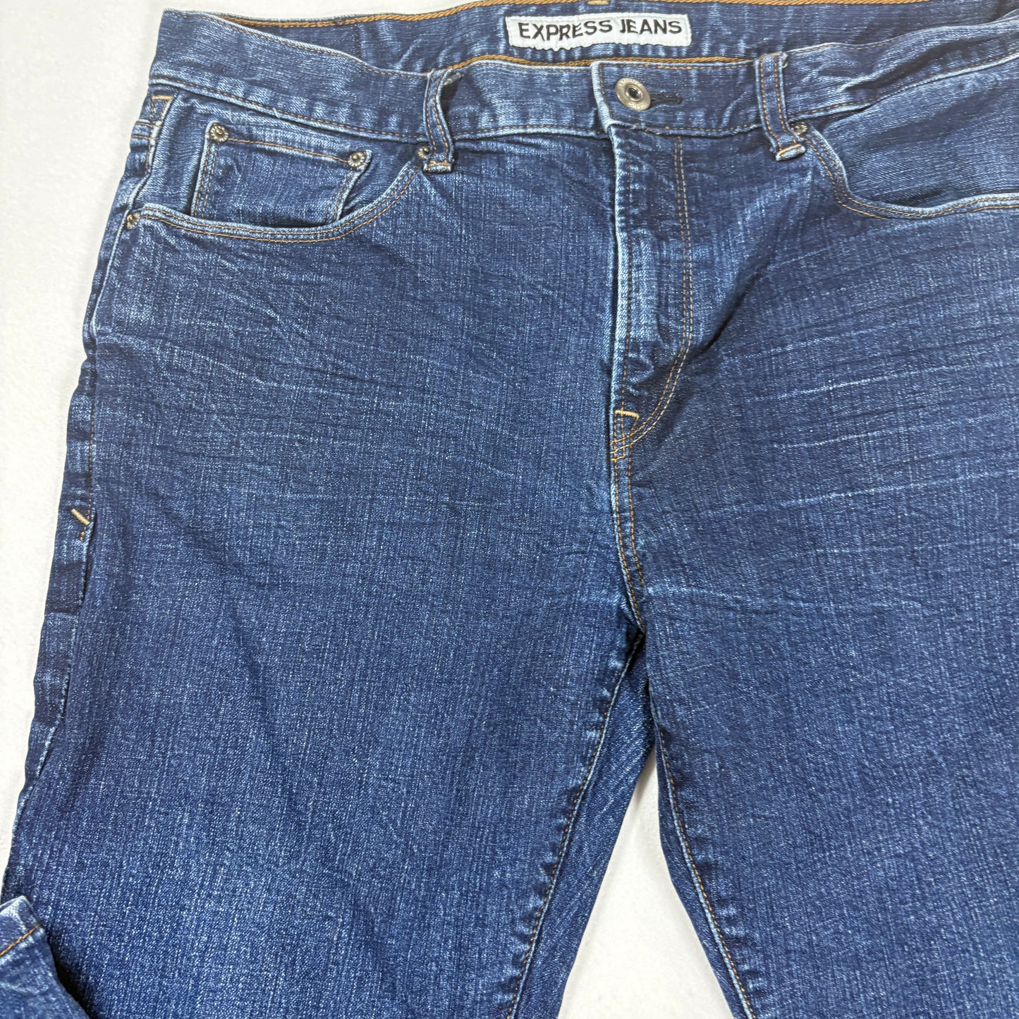 Express Jeans Men’s Straight Leg Denim Blue 34x30 Classic Mid Rise Casual Pants