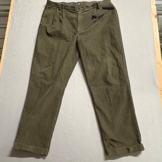 Dockers Corduroy Pants Men’s W42 L32 Fits Like 41X32 Olive Straight Casual