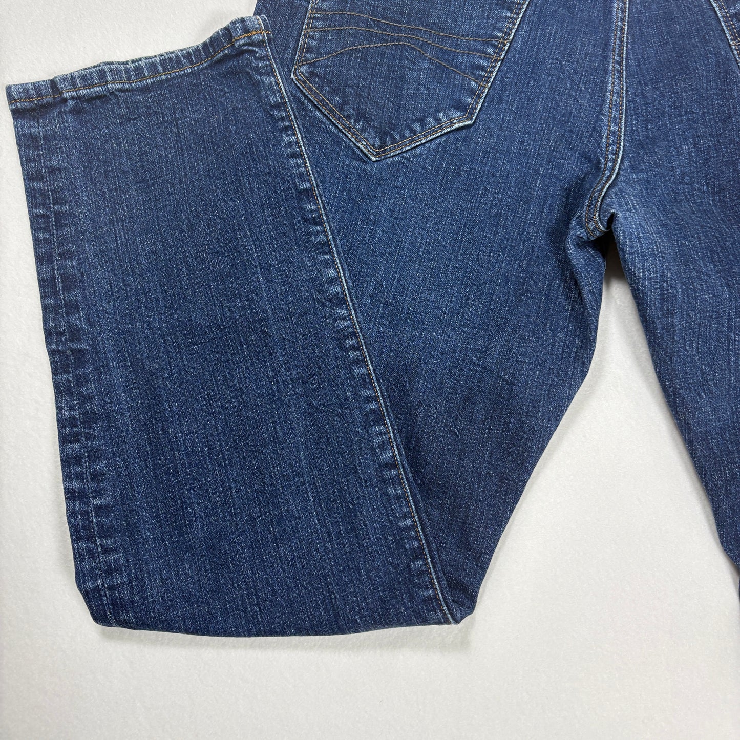 Express Jeans Men’s Straight Leg Denim Blue 34x30 Classic Mid Rise Casual Pants