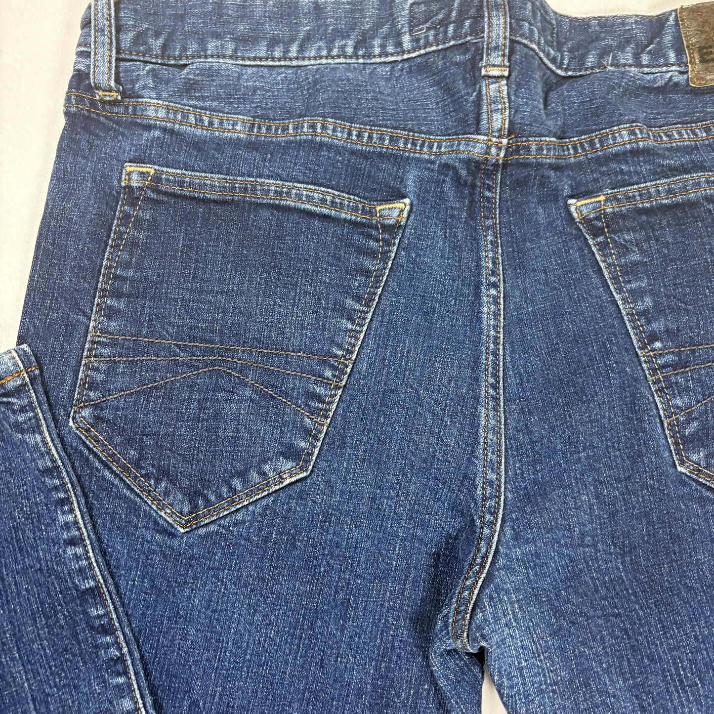 Express Jeans Men’s Straight Leg Denim Blue 34x30 Classic Mid Rise Casual Pants