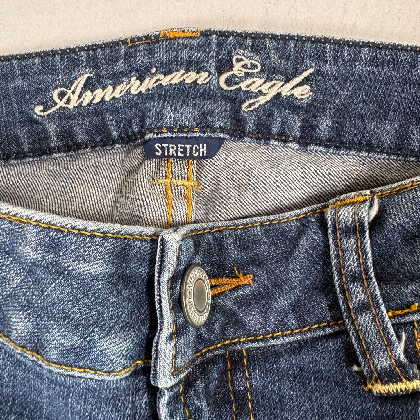 American Eagle Womens Jeans Size 10 Blue Favorite Boyfriend Relaxed Fit Stretch