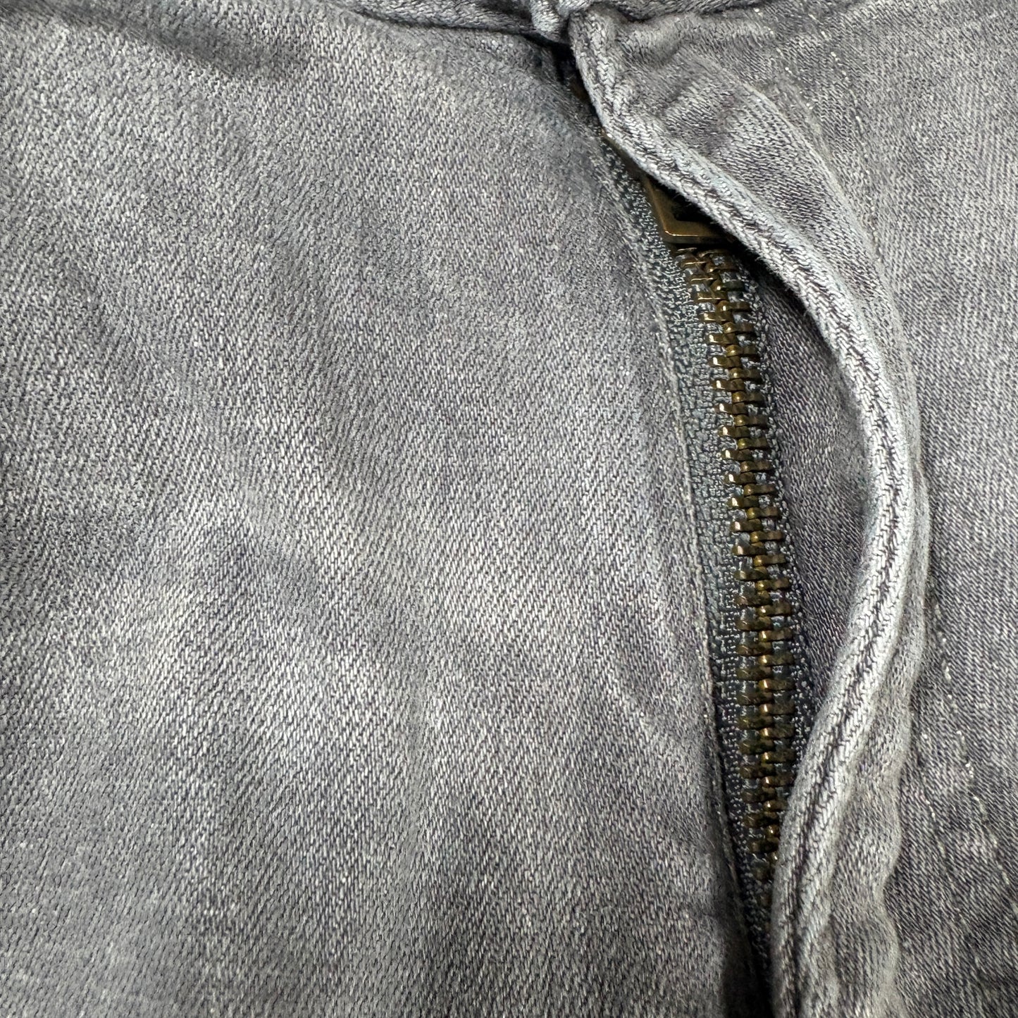 Express Jeans Men’s Slim Fit Gray Stretch Performance Denim Pants 34x30