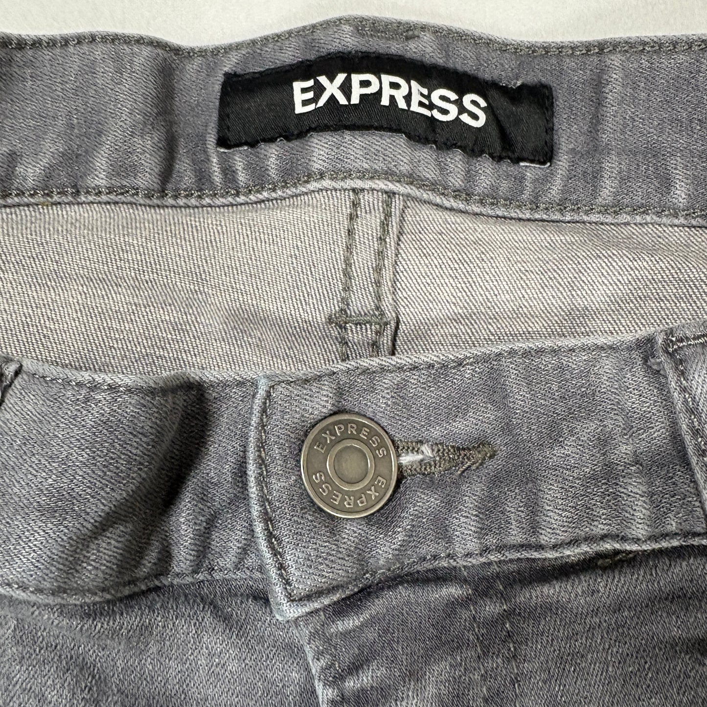Express Jeans Men’s Slim Fit Gray Stretch Performance Denim Pants 34x30
