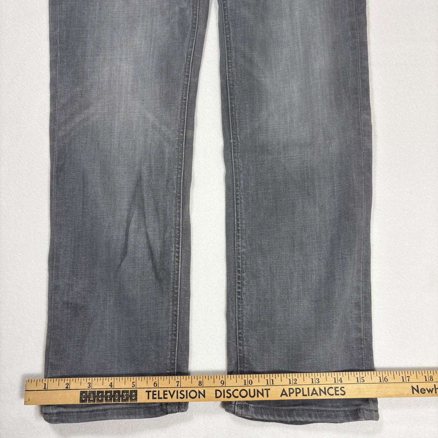 Express Jeans Men’s Slim Fit Gray Stretch Performance Denim Pants 34x30