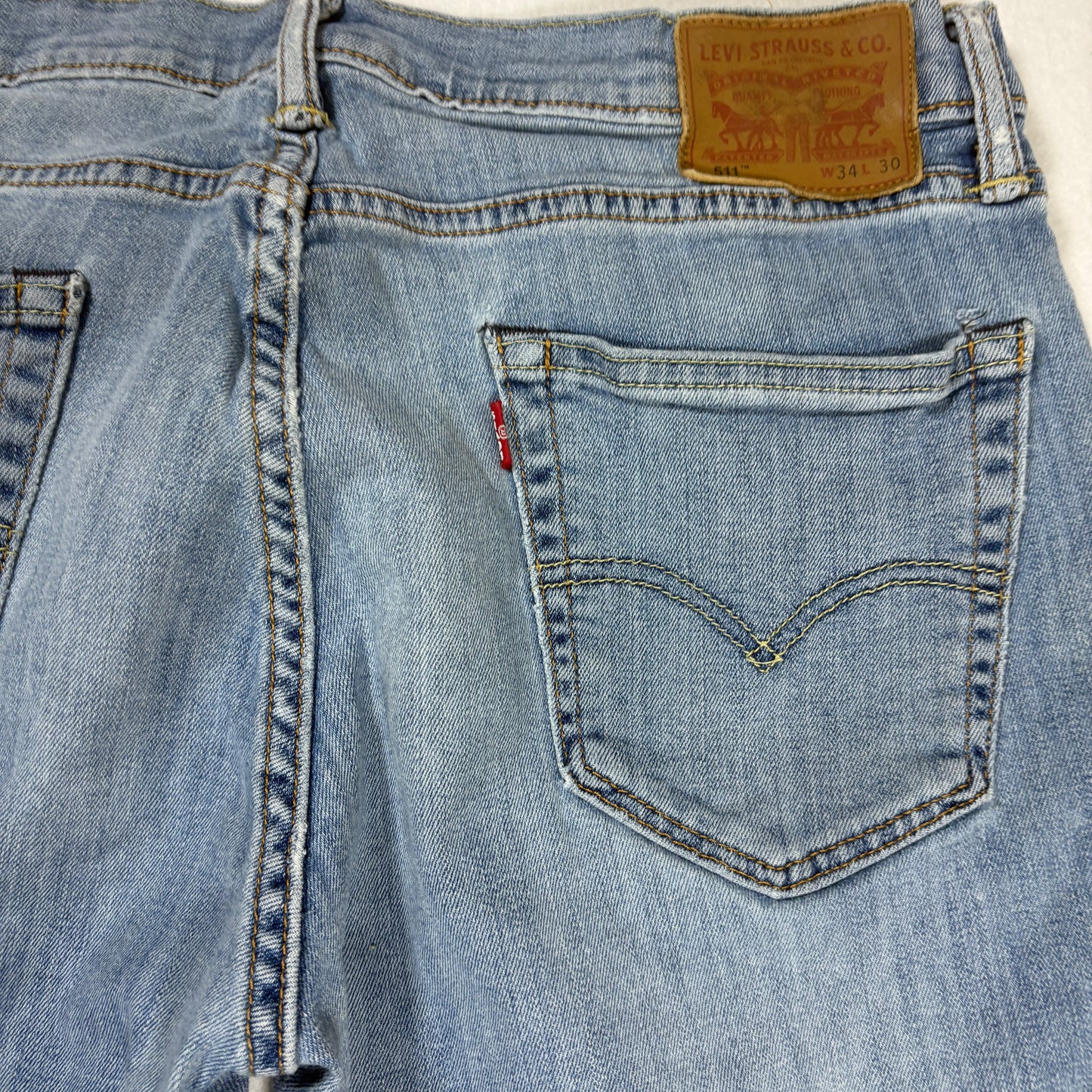 Levi’s 511 Men’s Jeans 34x30 Slim Fit Light Wash Denim Blue Stretch Casual Pants