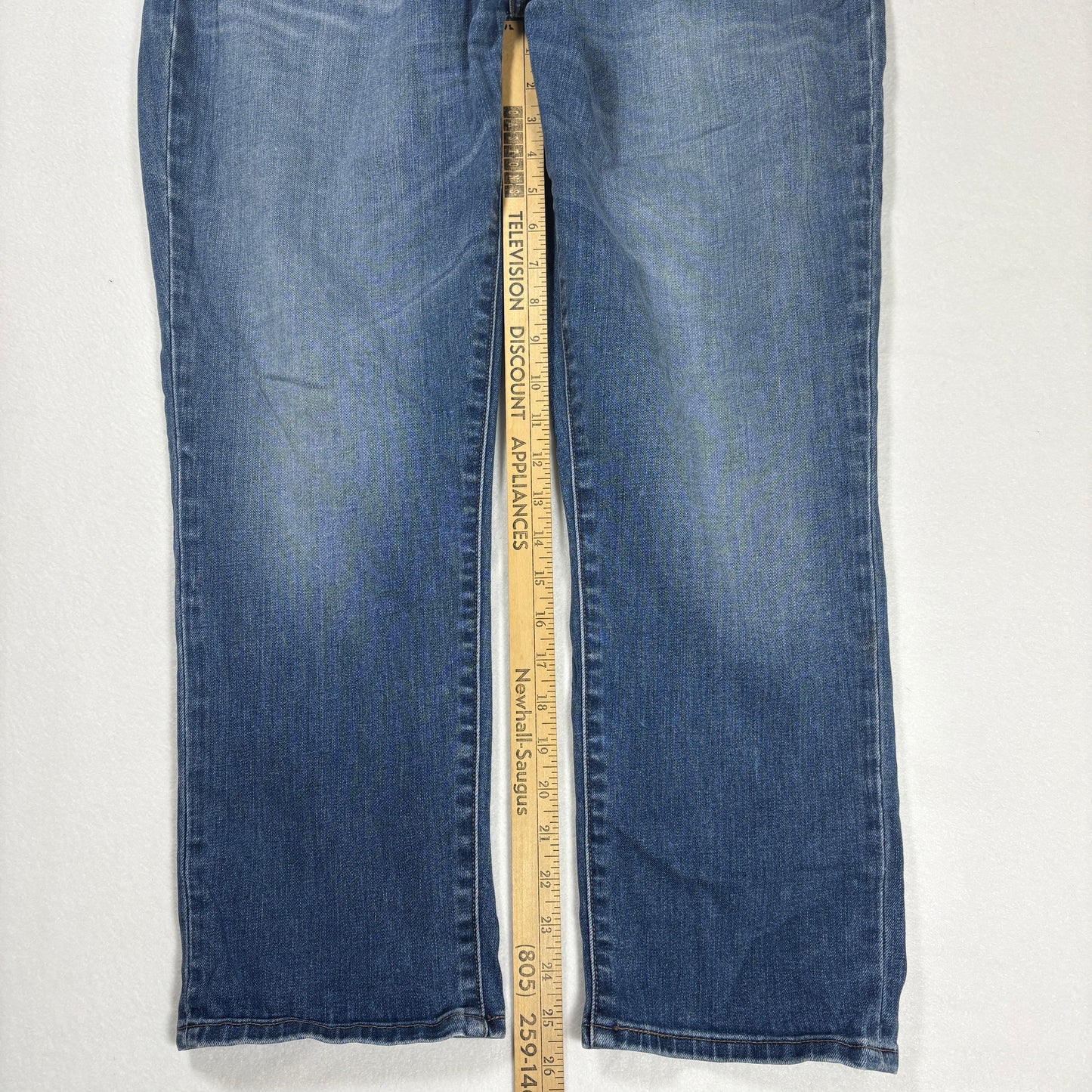 Levi’s Men’s Jeans W33 Blue Denim Straight Fit Classic 5-Pocket Casual Pants