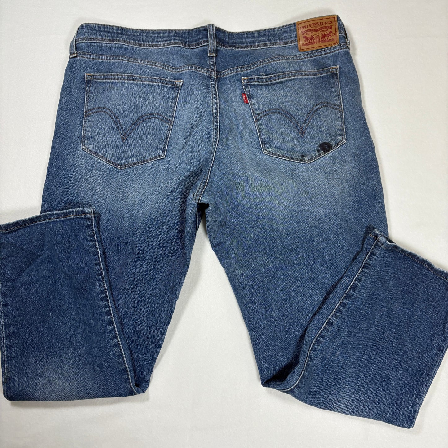 Levi’s Men’s Jeans W33 Blue Denim Straight Fit Classic 5-Pocket Casual Pants