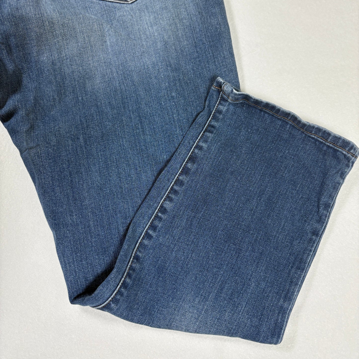 Levi’s Men’s Jeans W33 Blue Denim Straight Fit Classic 5-Pocket Casual Pants