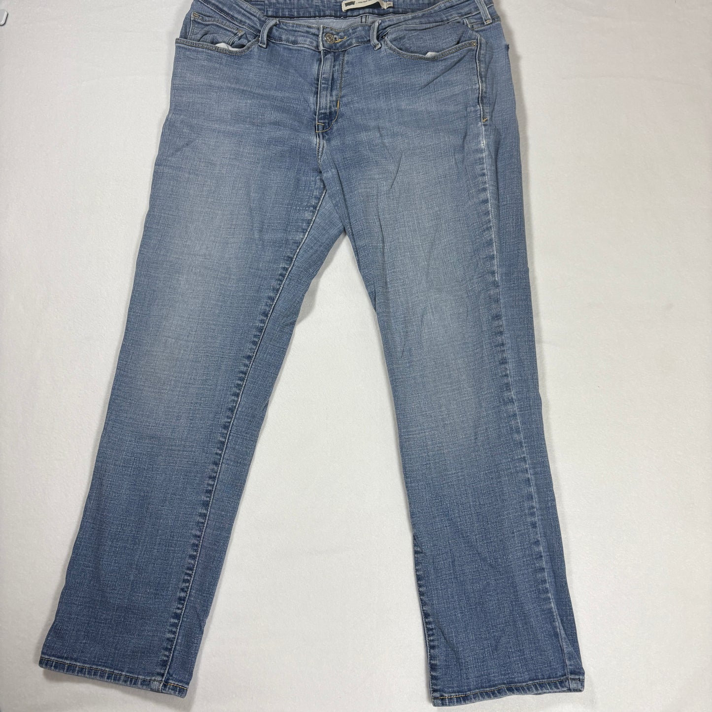 Levi’s 514 Men’s Jeans W32 L30 Straight Leg Light Wash Blue Denim Casual Pants