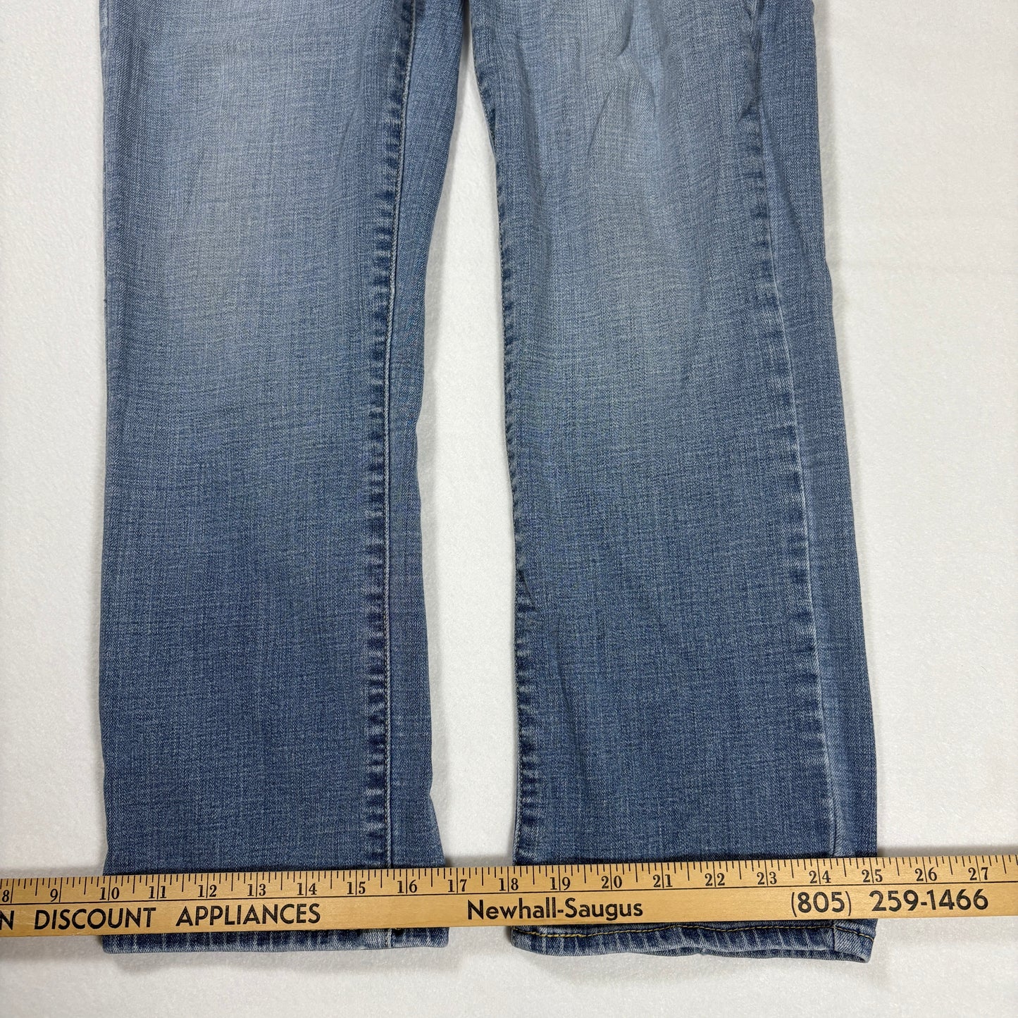 Levi’s 514 Men’s Jeans W32 L30 Straight Leg Light Wash Blue Denim Casual Pants