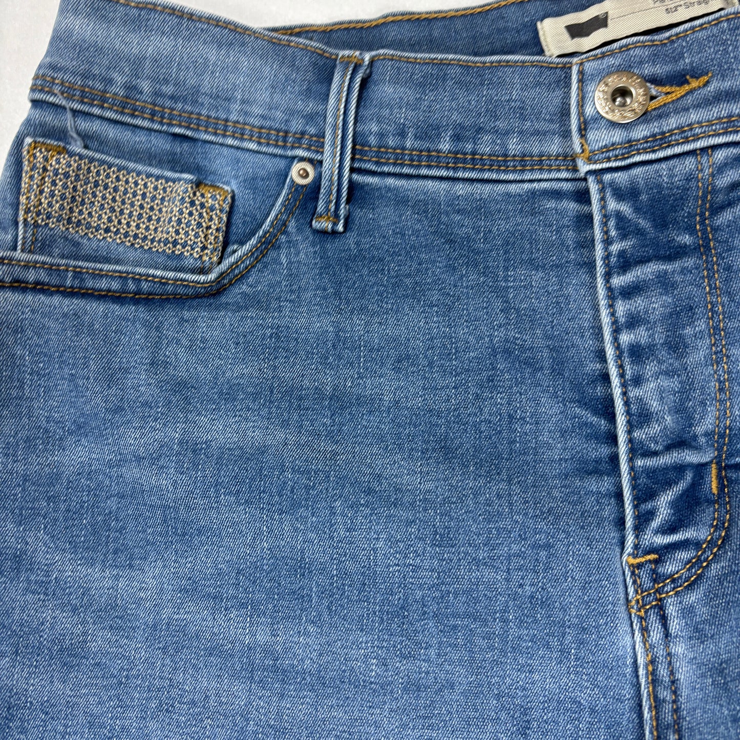 Levi’s 512 Women’s Jeans 14P W32 L30 Straight Leg Light Wash Perfectly Slimming