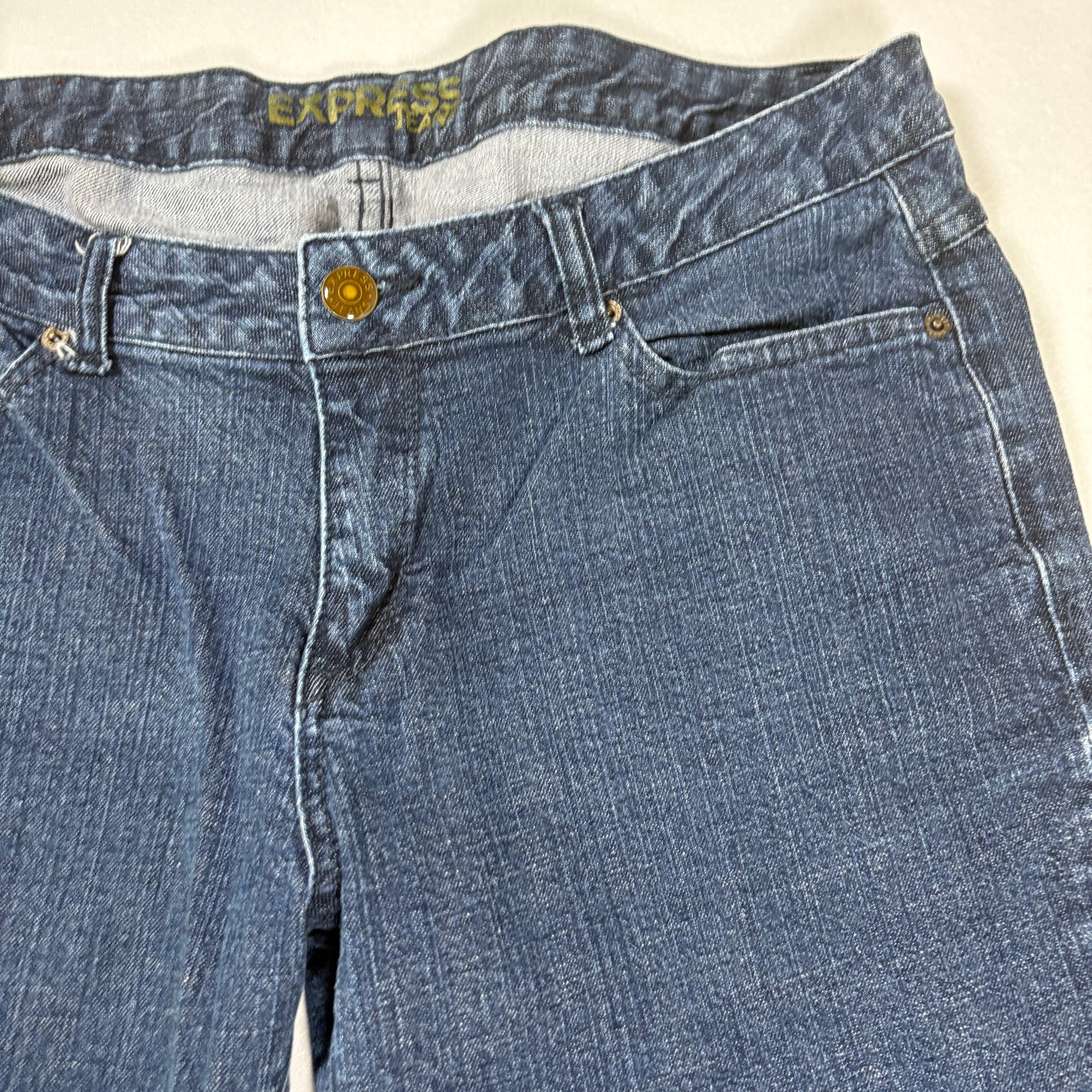 Express Jeans Women’s Size 14 Dark Wash Denim Stretch Straight Leg Mid Rise