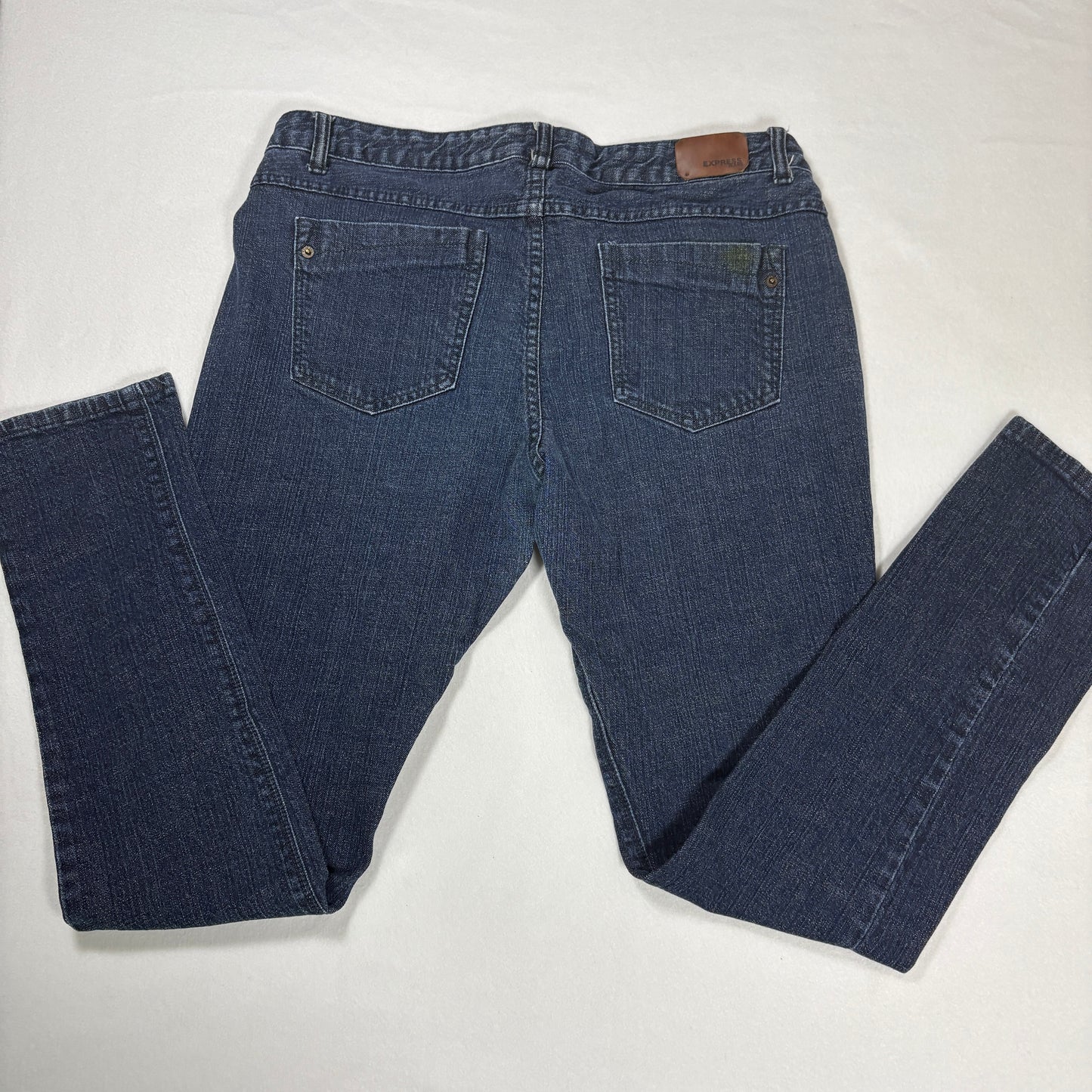 Express Jeans Women’s Size 14 Dark Wash Denim Stretch Straight Leg Mid Rise