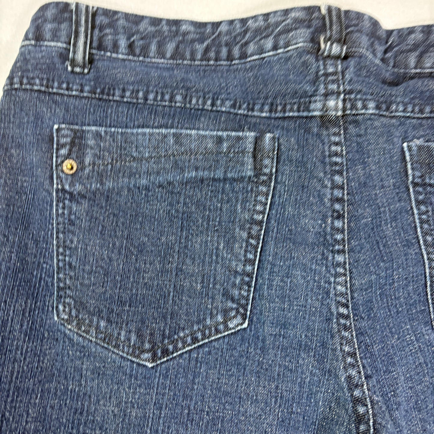 Express Jeans Women’s Size 14 Dark Wash Denim Stretch Straight Leg Mid Rise