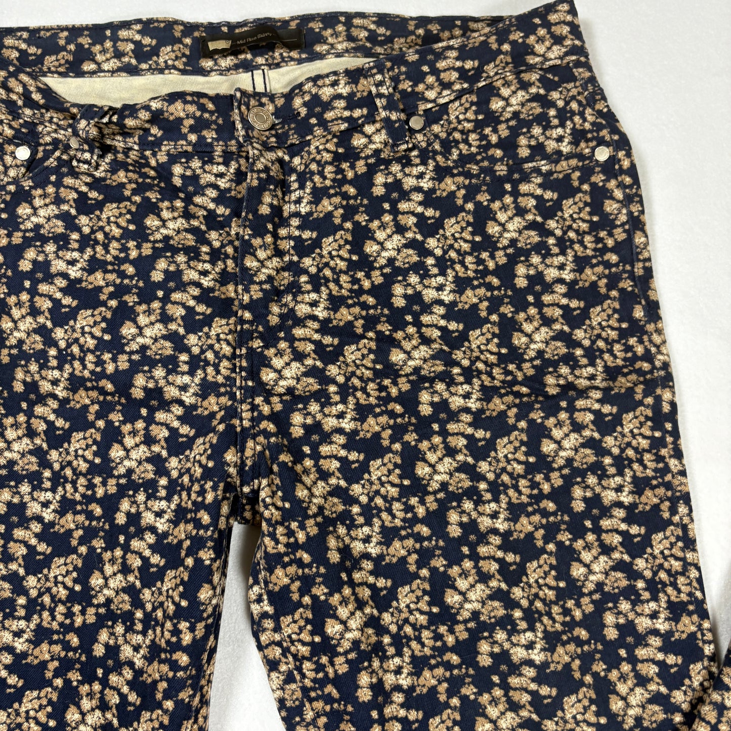 Levi’s Women’s 14M W32 L32 Mid Rise Skinny Jeans Blue Floral Print Stretch Denim