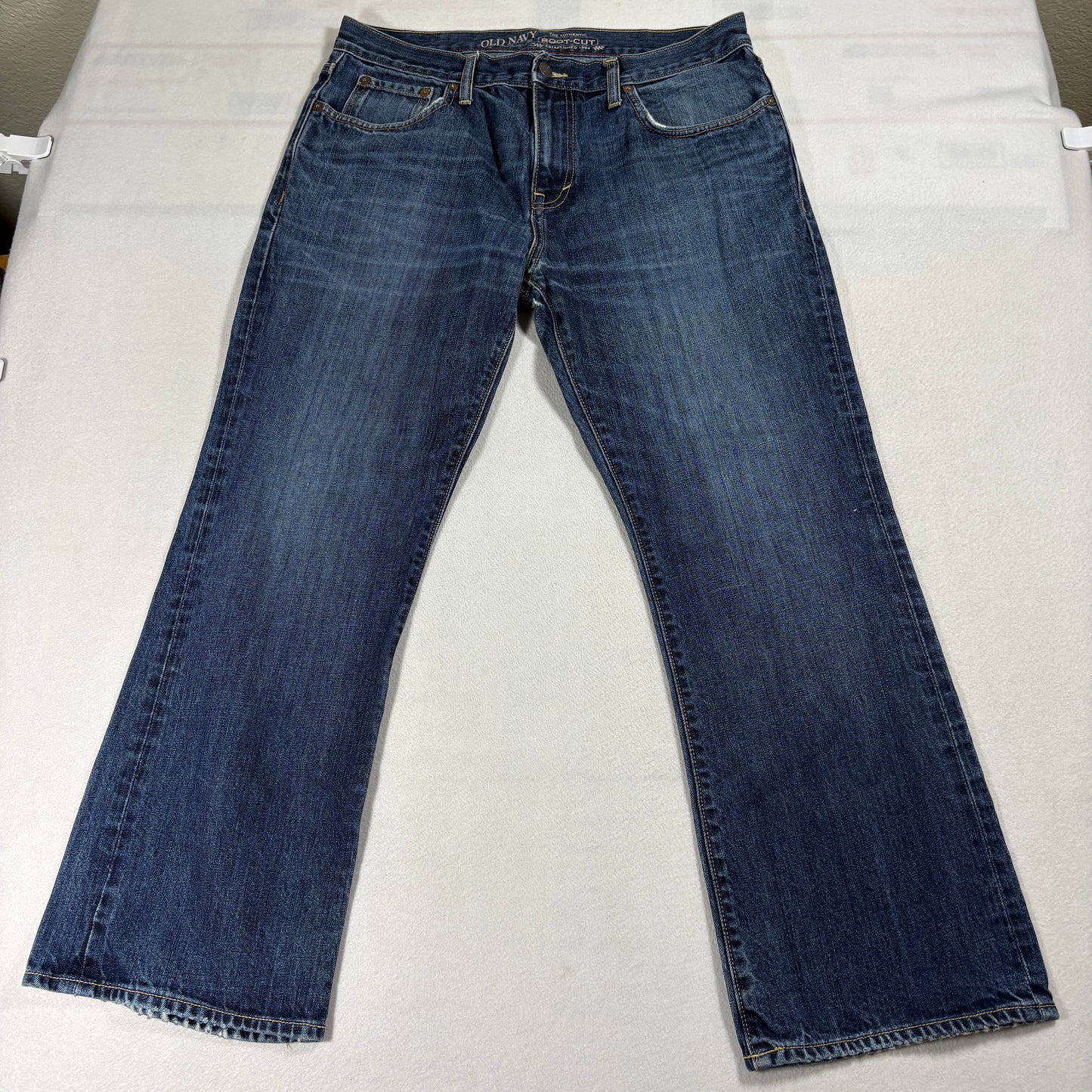 Old Navy Jeans Mens 34x30 Blue Bootcut Vintage Wash Classic Denim