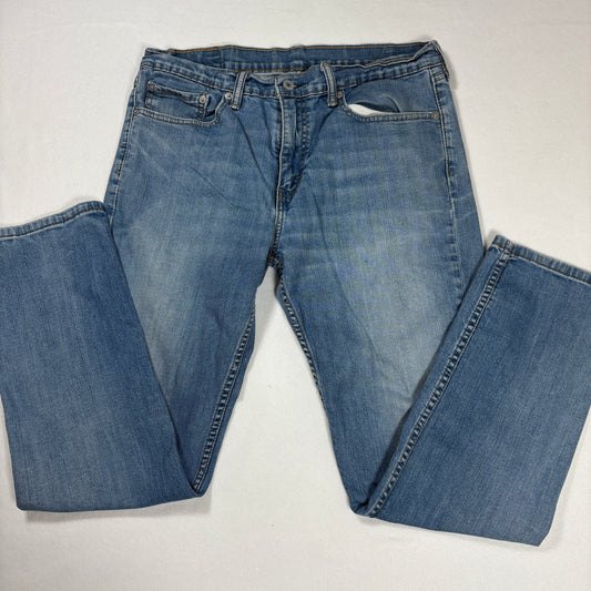 Levi’s Men’s Blue Jeans W34 L30 Straight Fit Distressed Light Wash Denim