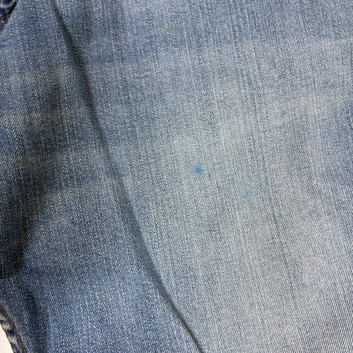 Levi’s Men’s Blue Jeans W34 L30 Straight Fit Distressed Light Wash Denim