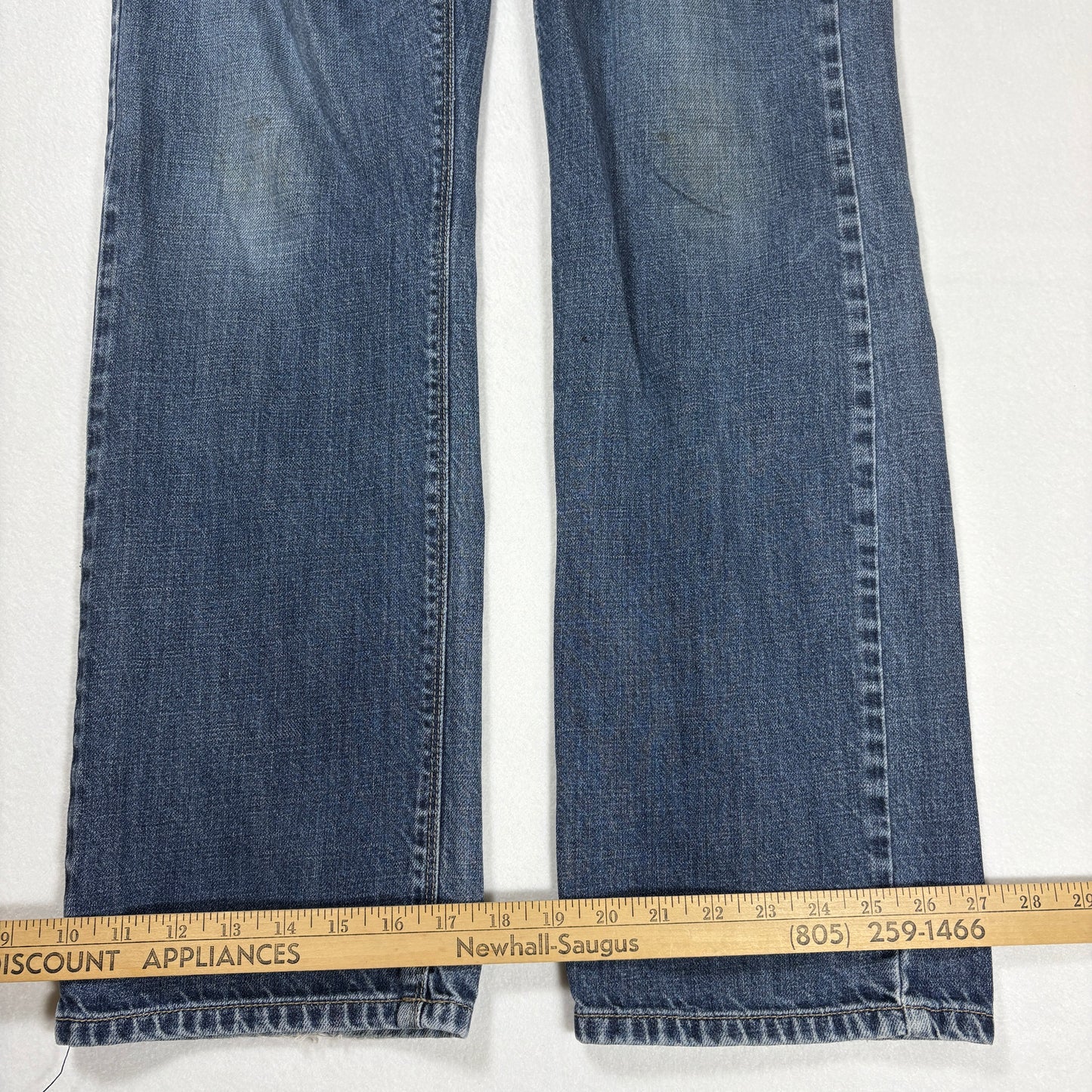 GUESS Men’s Blue Jeans Size 31x32 Straight Fit 100% Cotton Faded Wash Denim