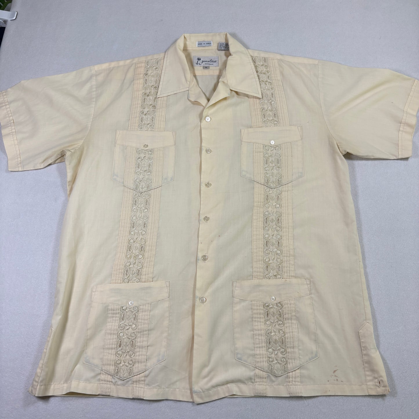 Yucateca mens XL guayabera shirt cream embroidered short sleeve Cuba Mexico Y2K