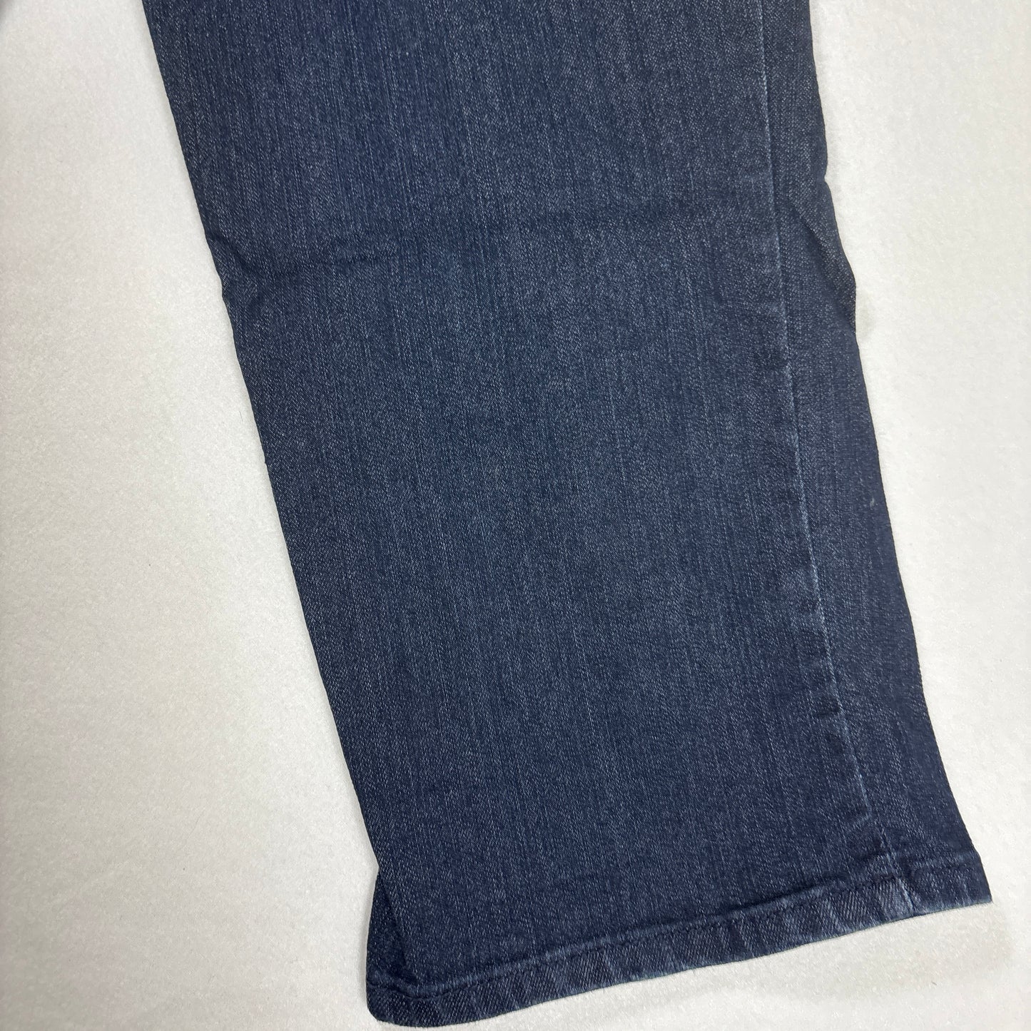 Croft & Barrow Women’s Capri Jeans Size 14 Classic Fit Stretch Dark Wash Denim