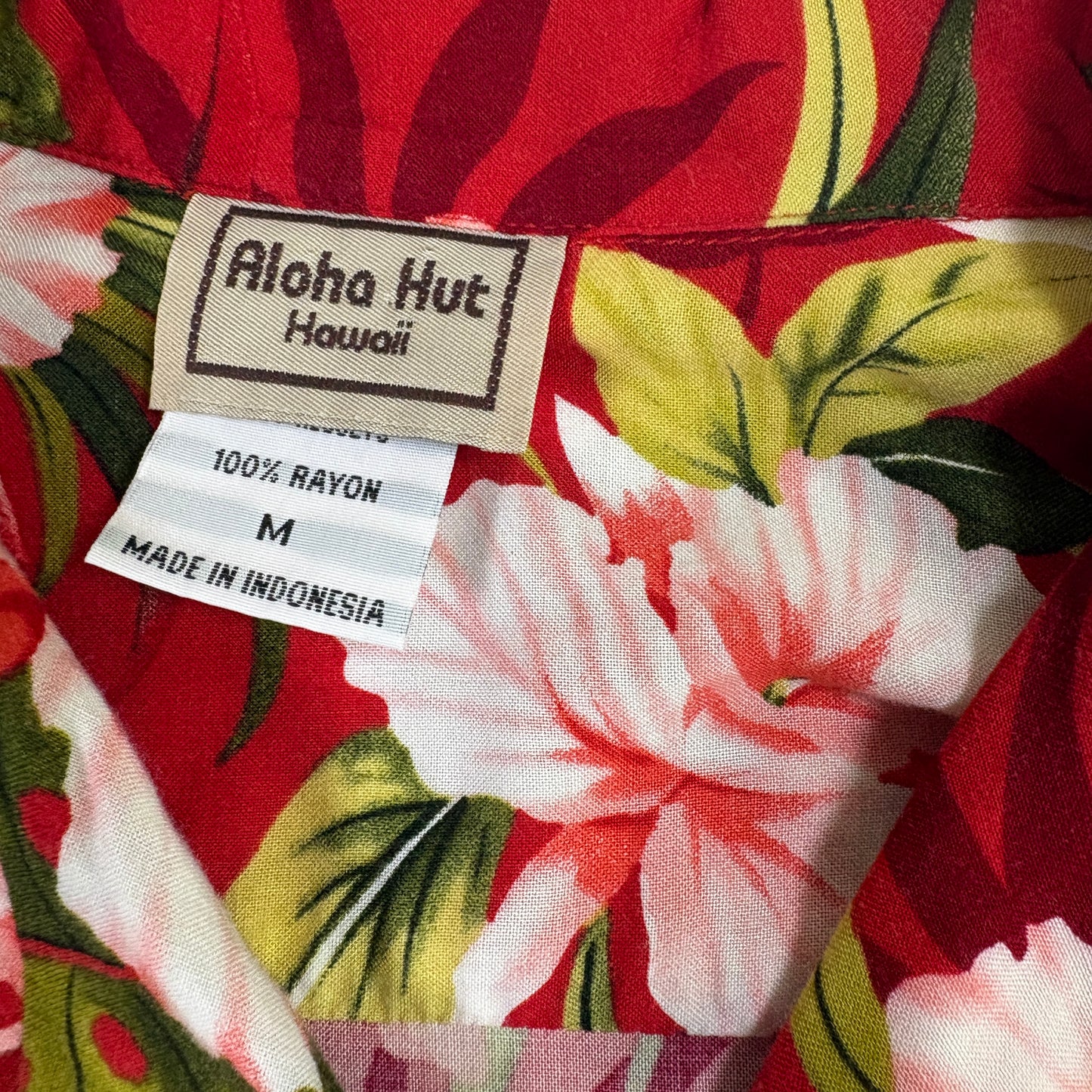 Aloha Hut Hawaii Mens M Hawaiian Shirt Red Floral Rayon Short Sleeve Vintage