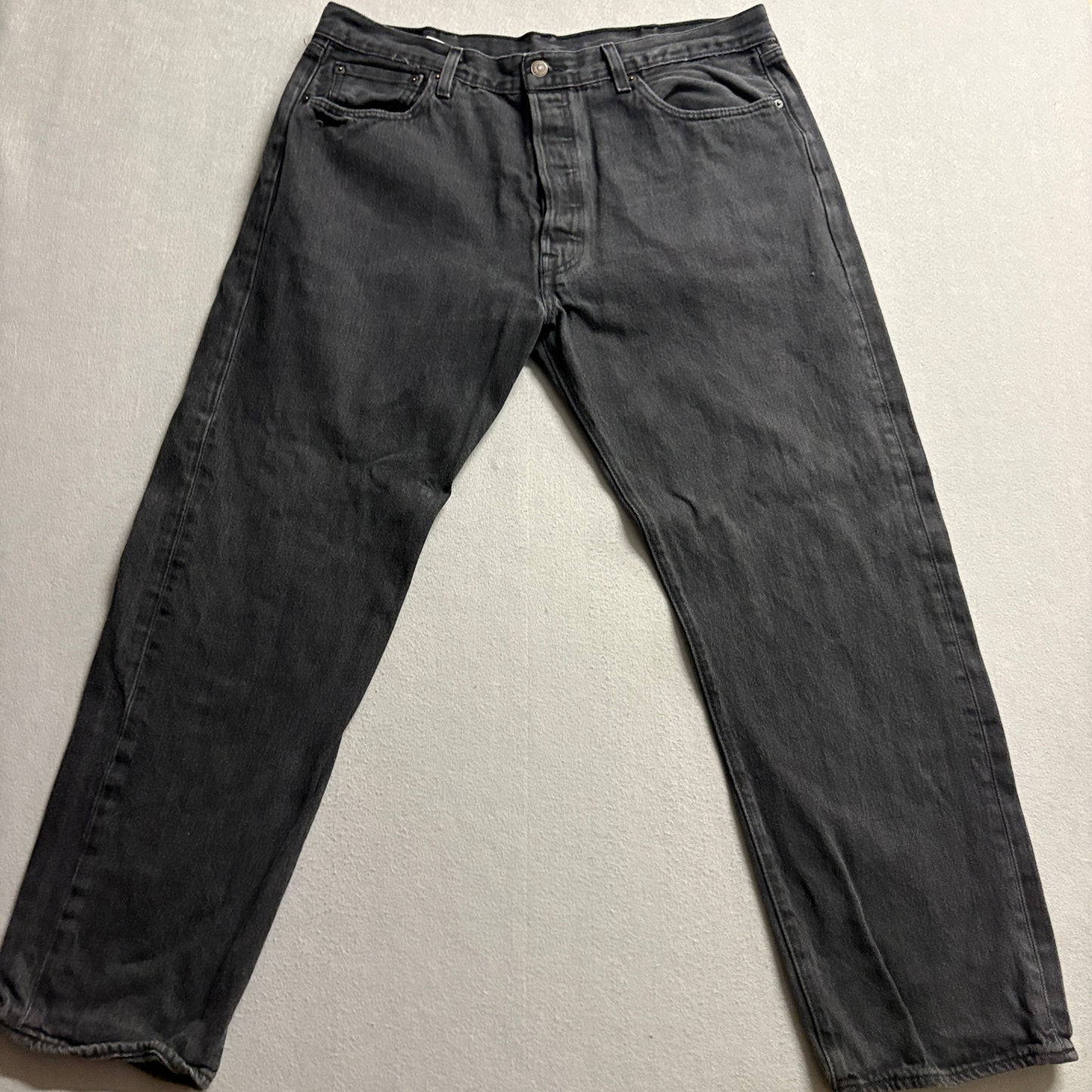 Levi's 501 Original Fit Jeans Mens 40x32 Black Denim Button Fly Pants