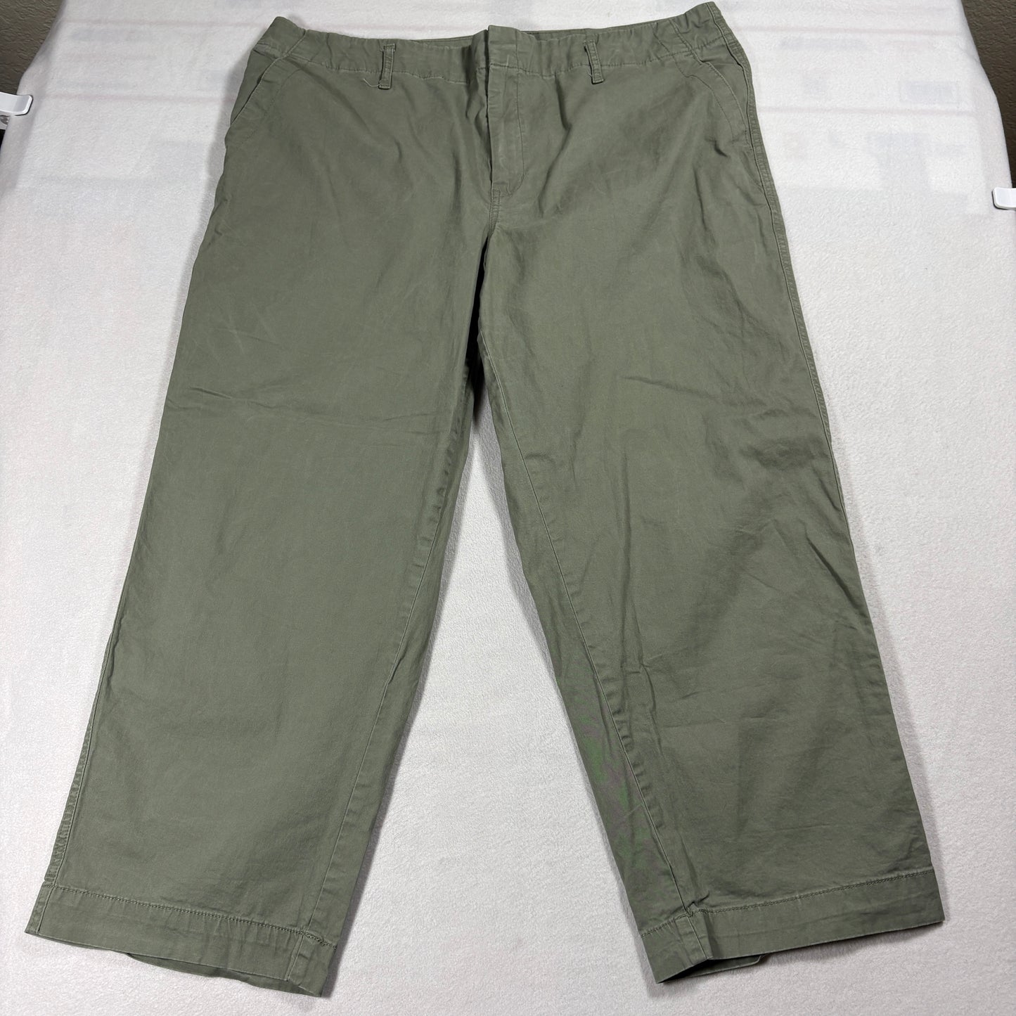 A New Day Pants Womens 17 Olive Green Stretch Straight Leg Casual Chino