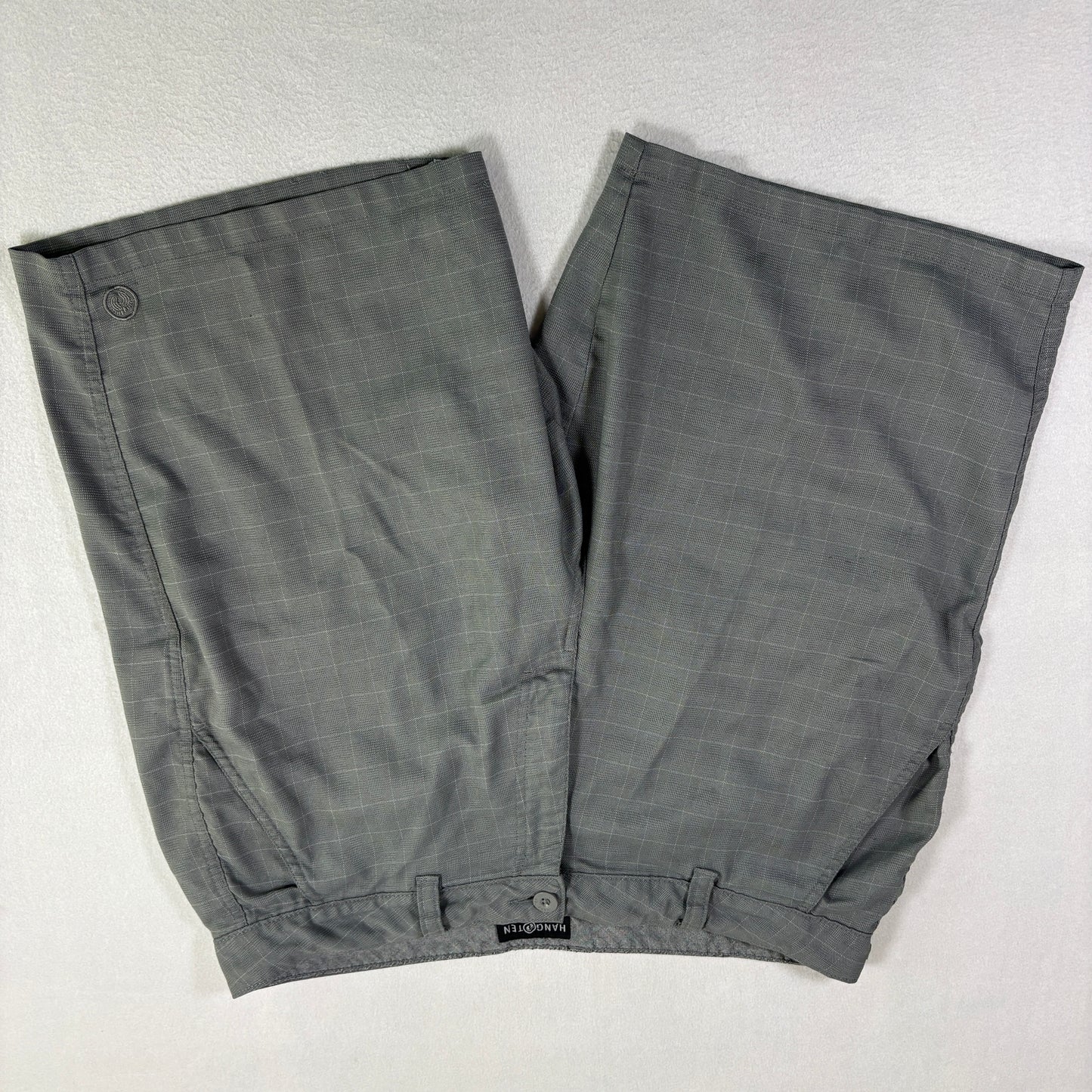 Hang Ten Mens 36 Gray Plaid Shorts Casual Checkered Stretch Flat Front Surf Skate