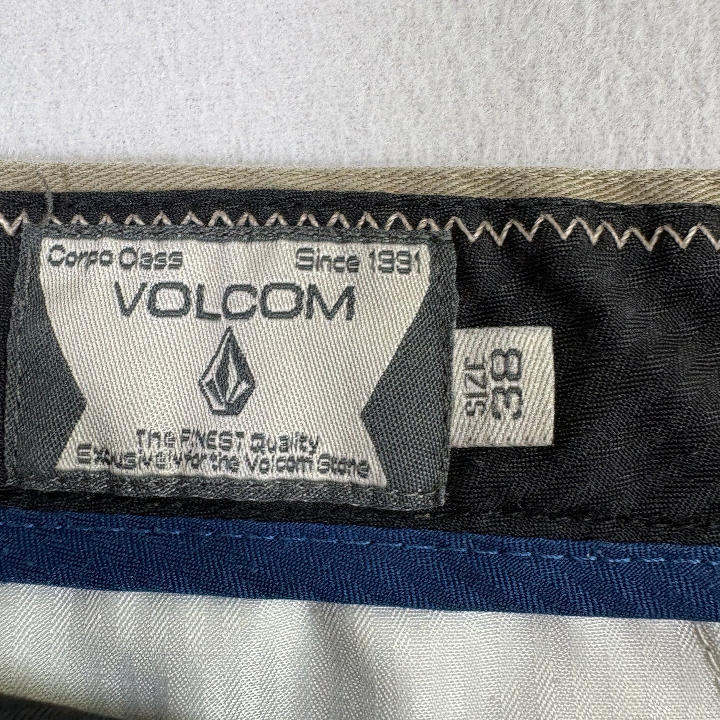 Volcom Mens Shorts 38 Khaki Chino Skate Casual Classic Straight Fit Tan