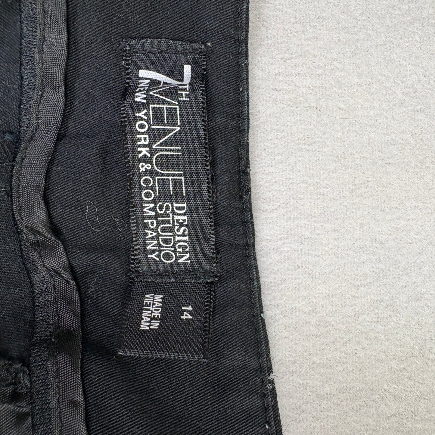 NY&C Womens Shorts 14 Black 7th Avenue Chino Dressy Career Casual Workwear