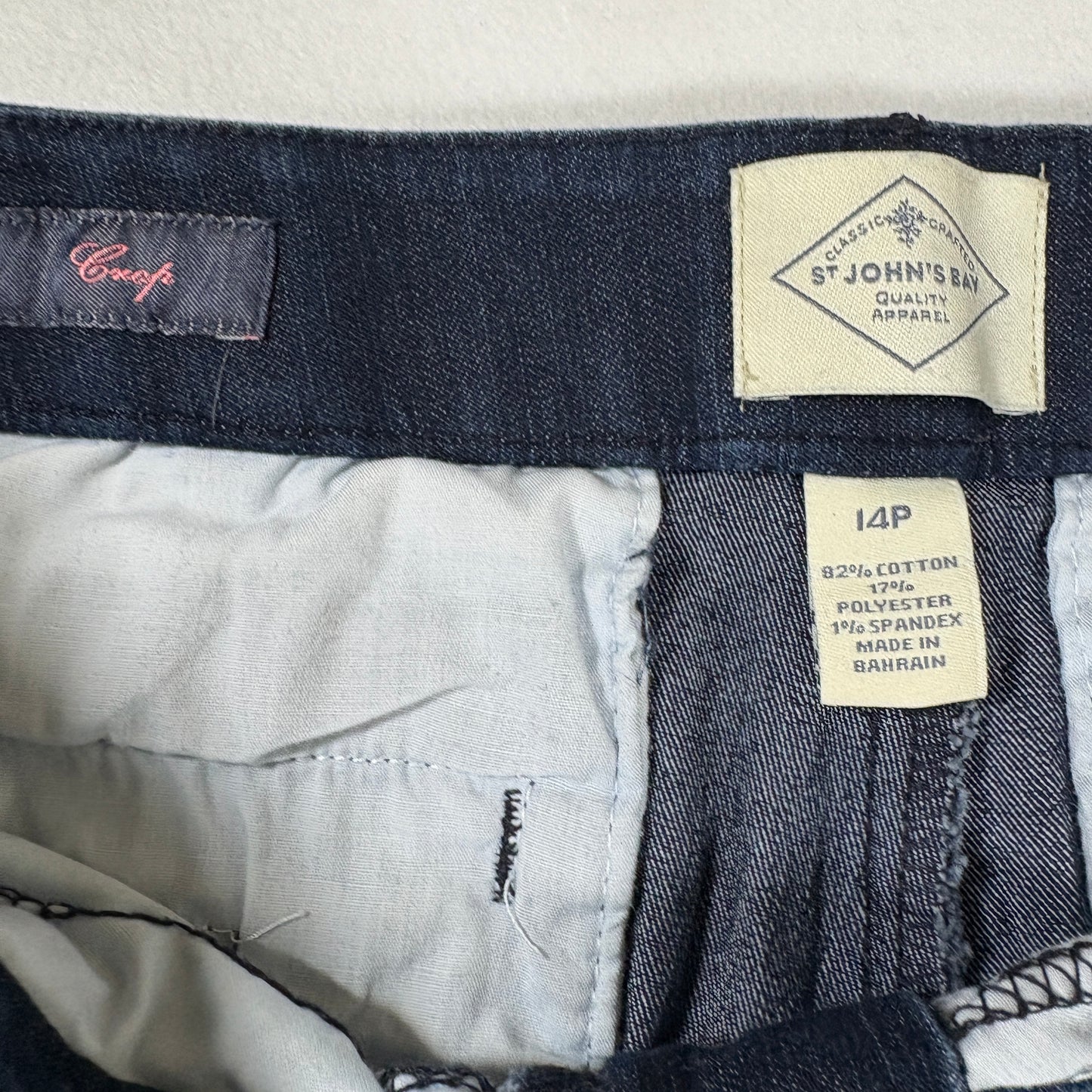 St Johns Bay Capri Jeans Womens 14P Dark Wash Stretch Denim Cropped Pants