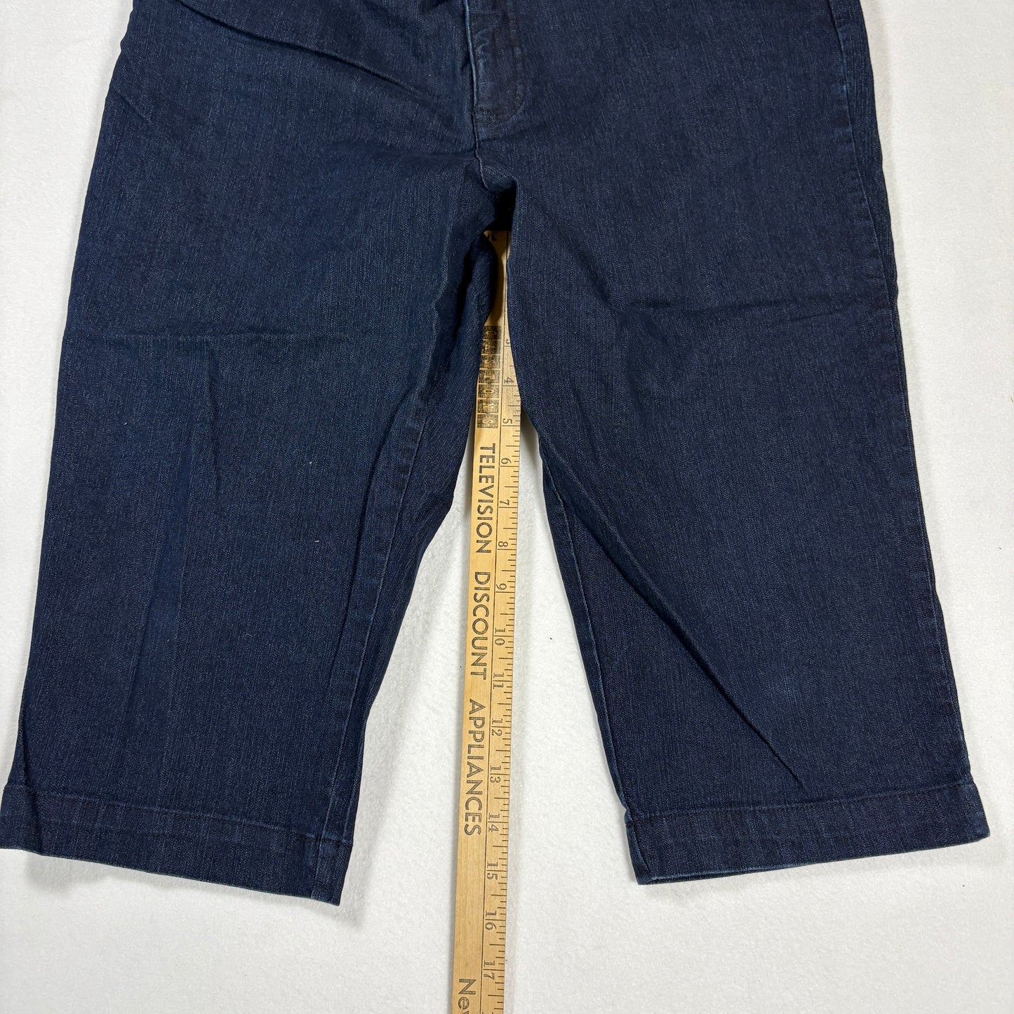 St Johns Bay Capri Jeans Womens 14P Dark Wash Stretch Denim Cropped Pants