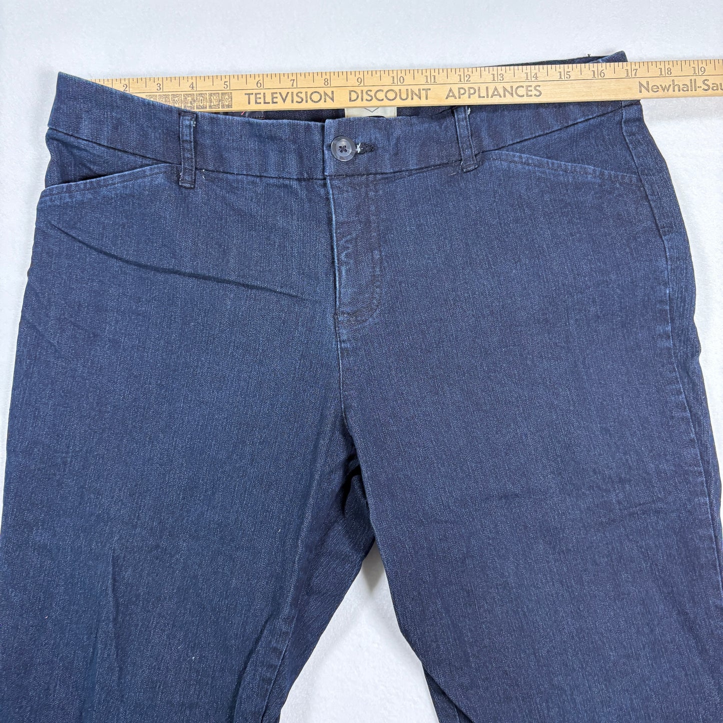 St Johns Bay Capri Jeans Womens 14P Dark Wash Stretch Denim Cropped Pants