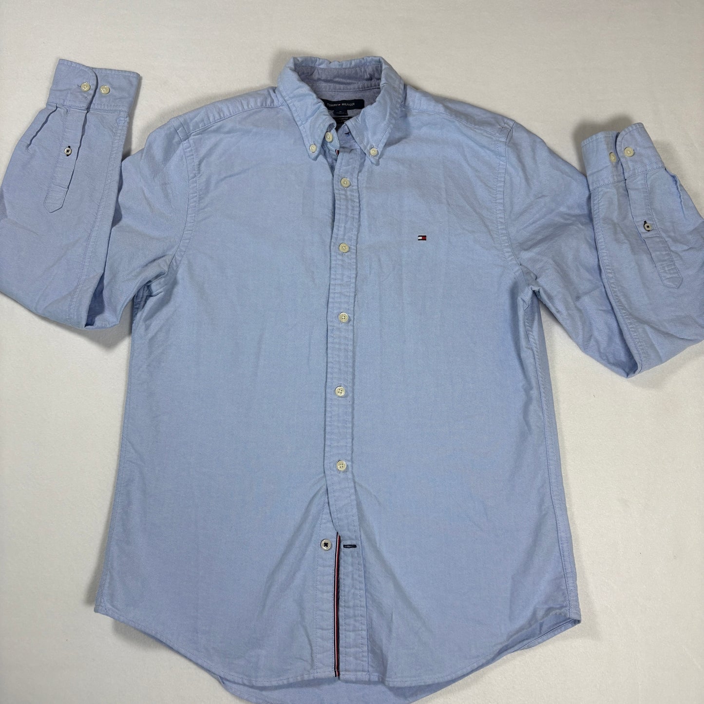 Tommy Hilfiger Shirt Mens M Blue Oxford Button Down Custom Fit Long Sleeve