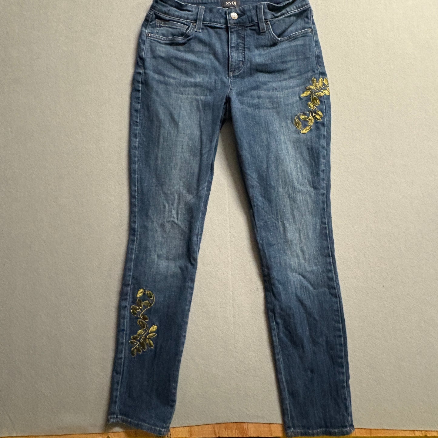 NYDJ Alina Legging Jeans Womens 8 Fits Like 28x29 Embroidered Stretch Denim