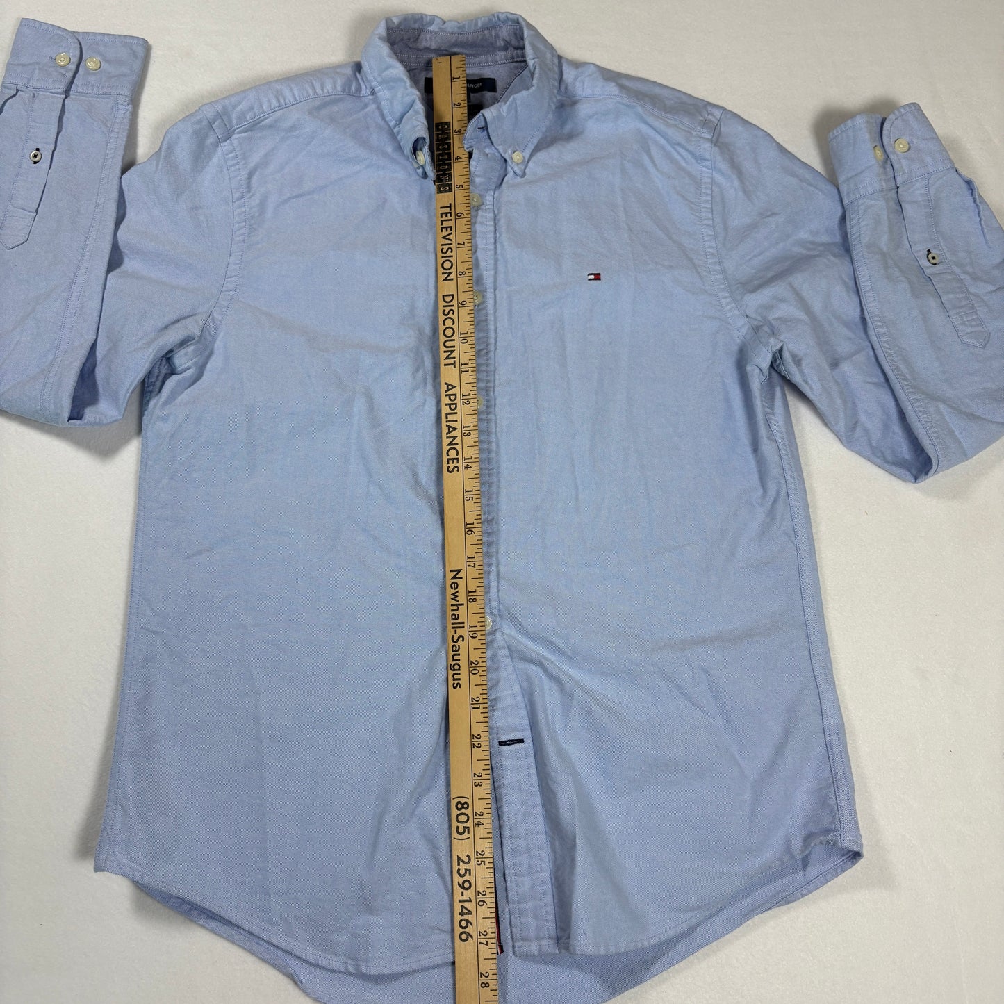 Tommy Hilfiger Shirt Mens M Blue Oxford Button Down Custom Fit Long Sleeve