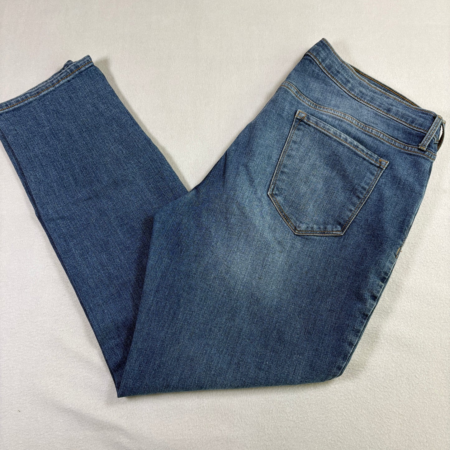Old Navy womens jeans size 16 mid rise blue denim straight leg plus size Y2K