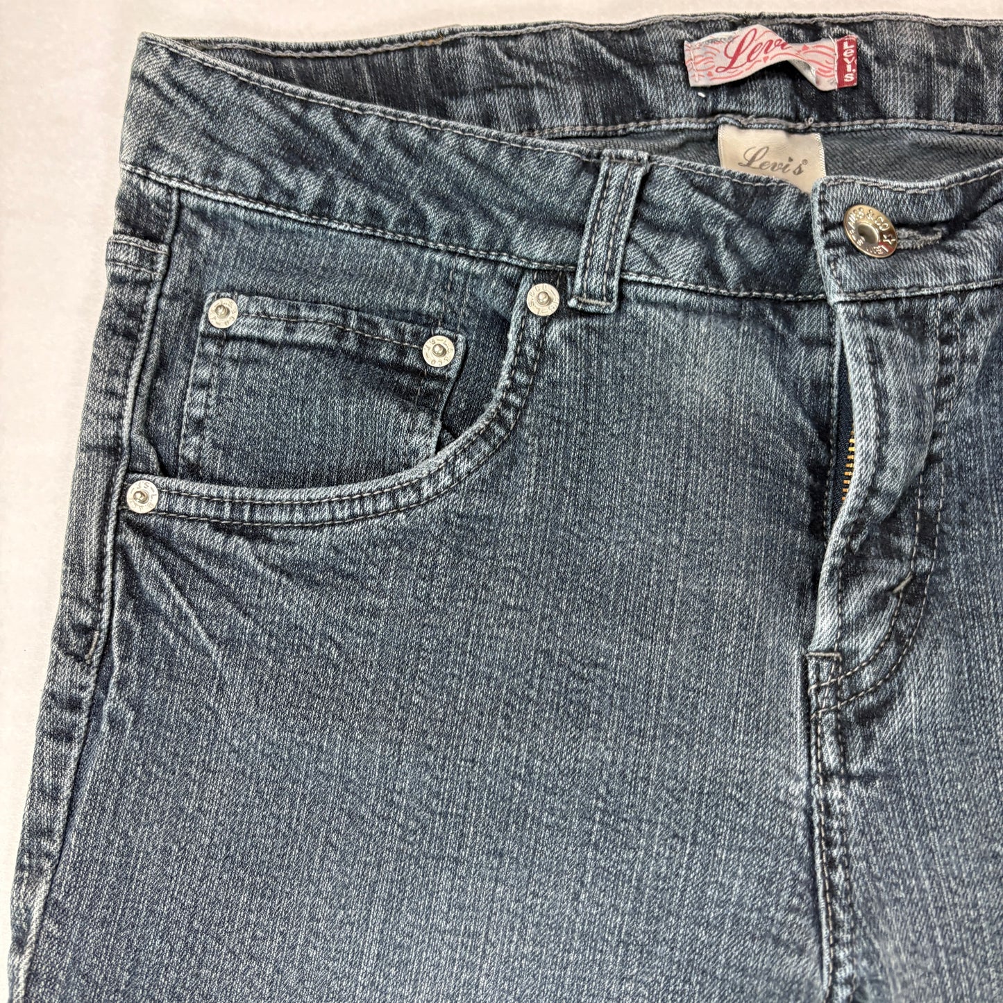Levi’s Jeans Women’s 14 Plus Gray Straight Leg Stretch Mid Rise Denim Casual