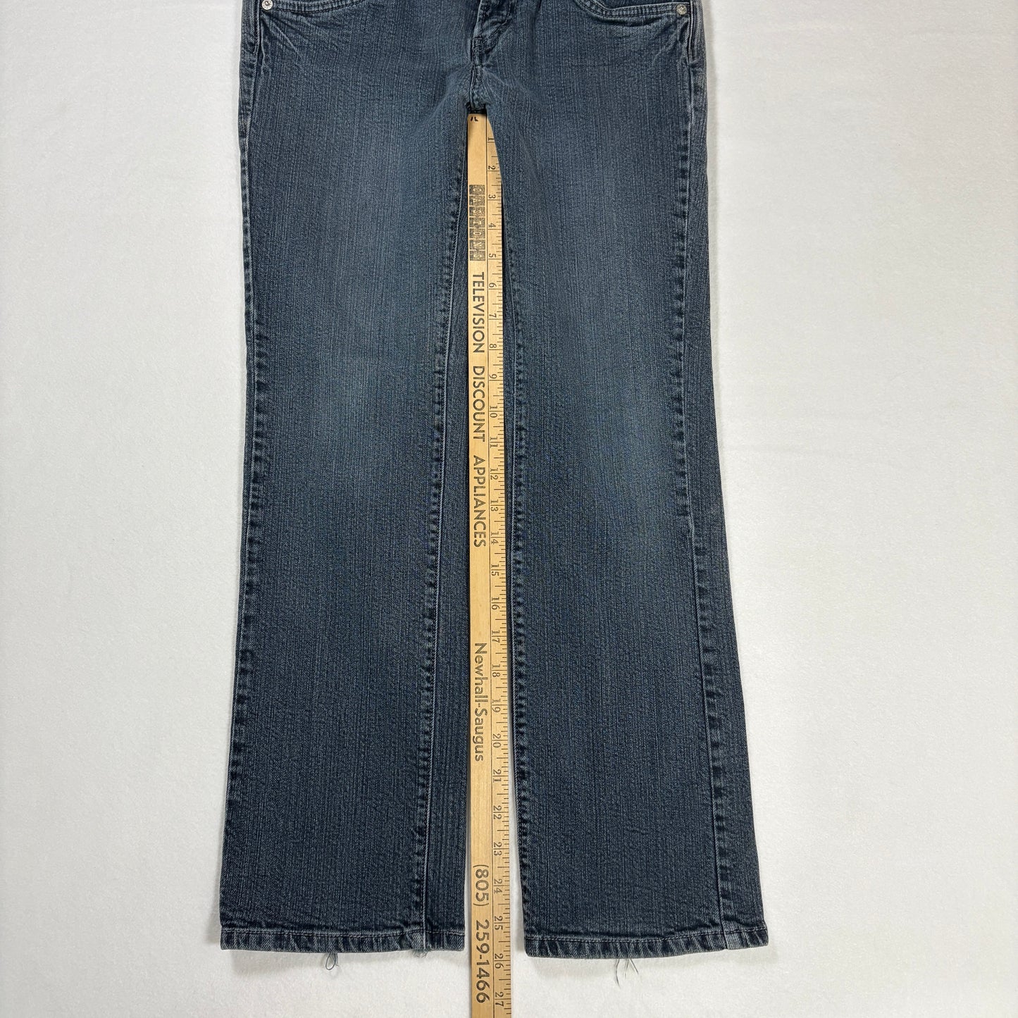 Levi’s Jeans Women’s 14 Plus Gray Straight Leg Stretch Mid Rise Denim Casual