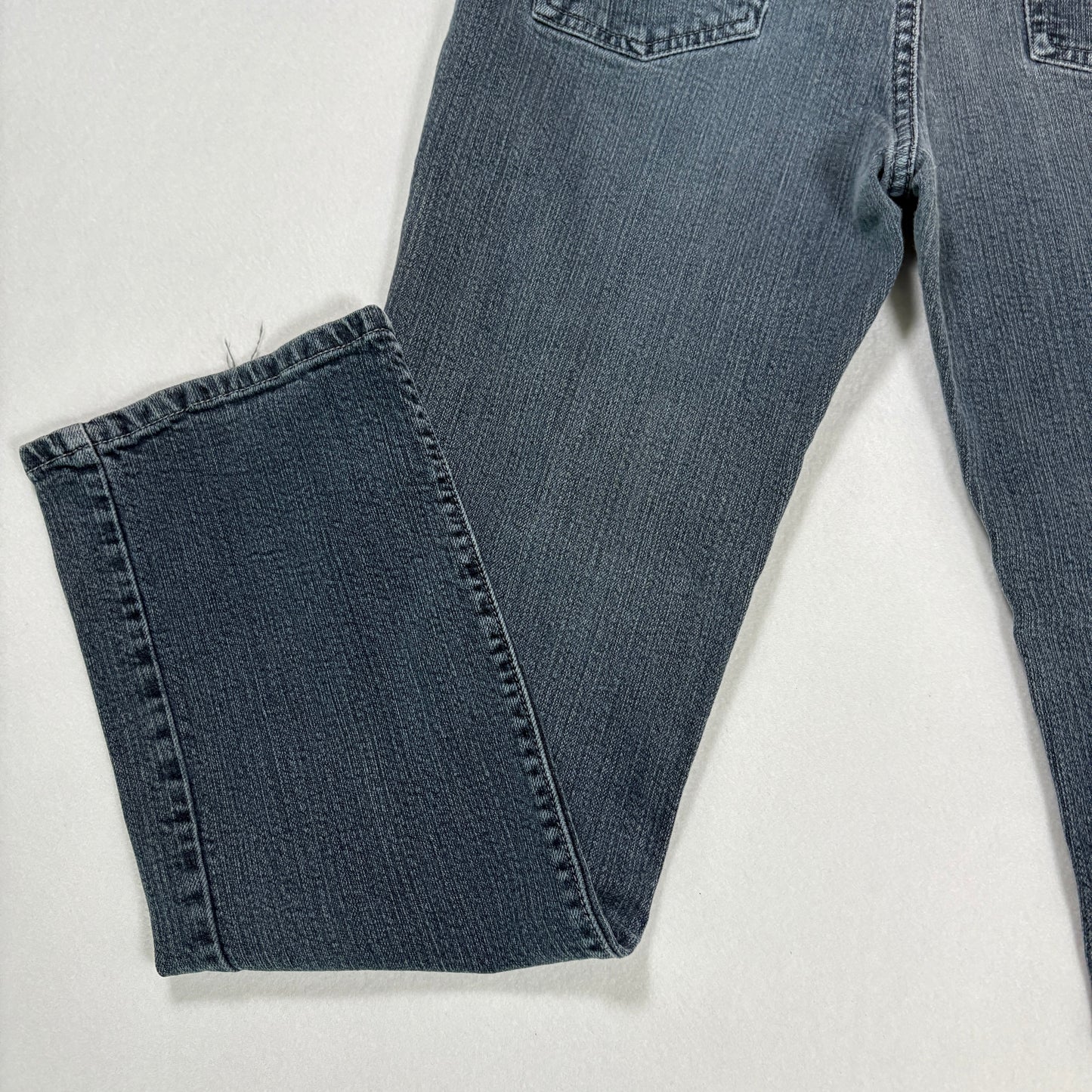 Levi’s Jeans Women’s 14 Plus Gray Straight Leg Stretch Mid Rise Denim Casual