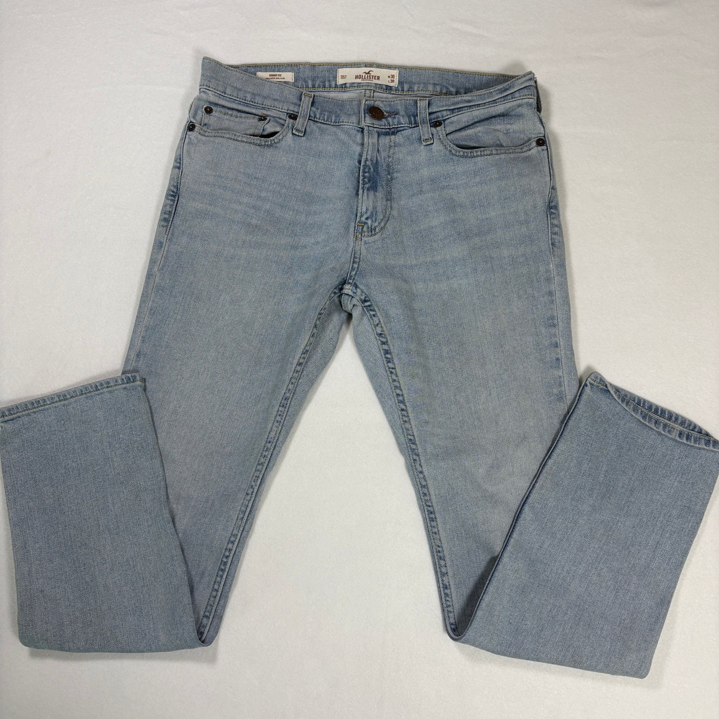 Hollister Jeans Men’s 30x30 Skinny Fit Epic Flex Light Wash Blue Denim Casual