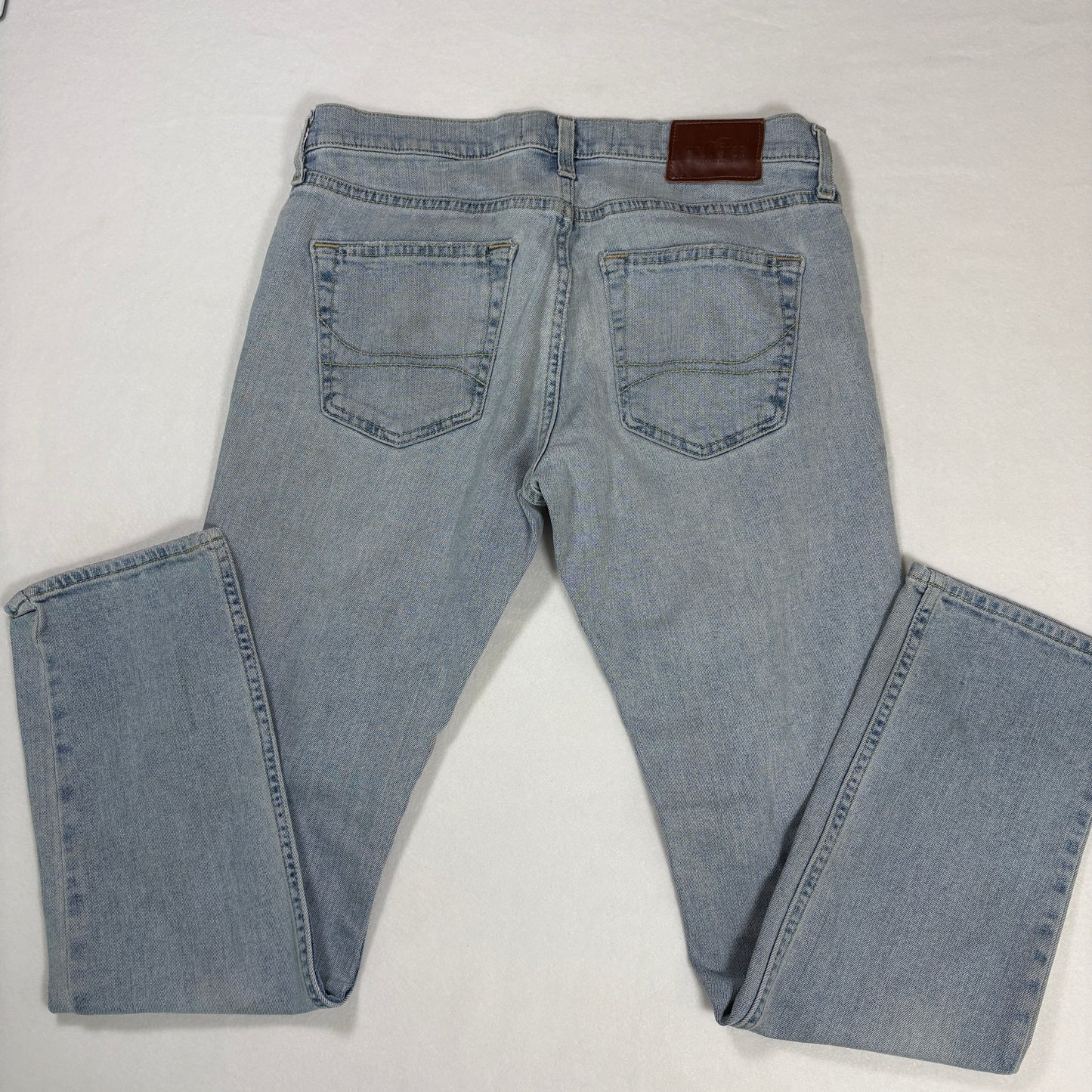 Hollister Jeans Men’s 30x30 Skinny Fit Epic Flex Light Wash Blue Denim Casual