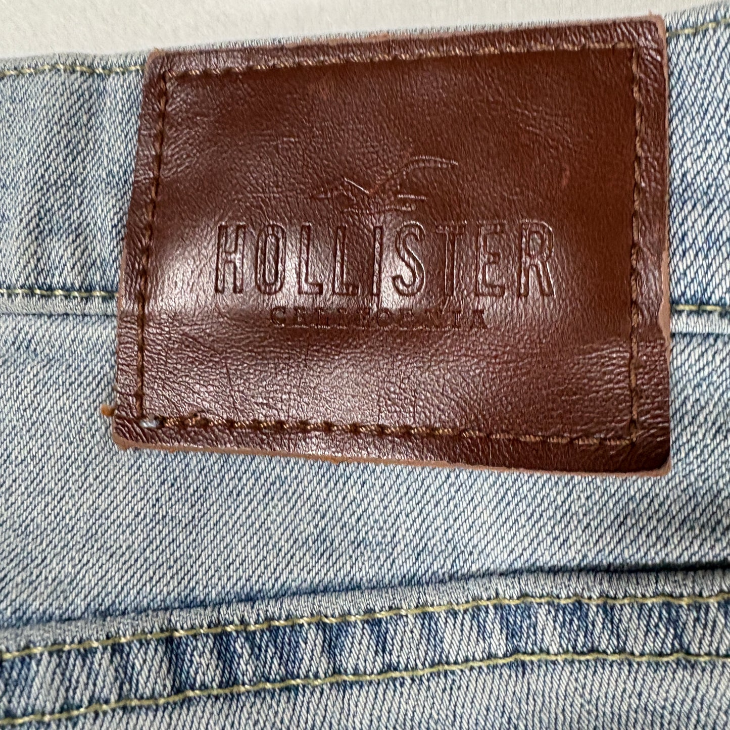 Hollister Jeans Men’s 30x30 Skinny Fit Epic Flex Light Wash Blue Denim Casual