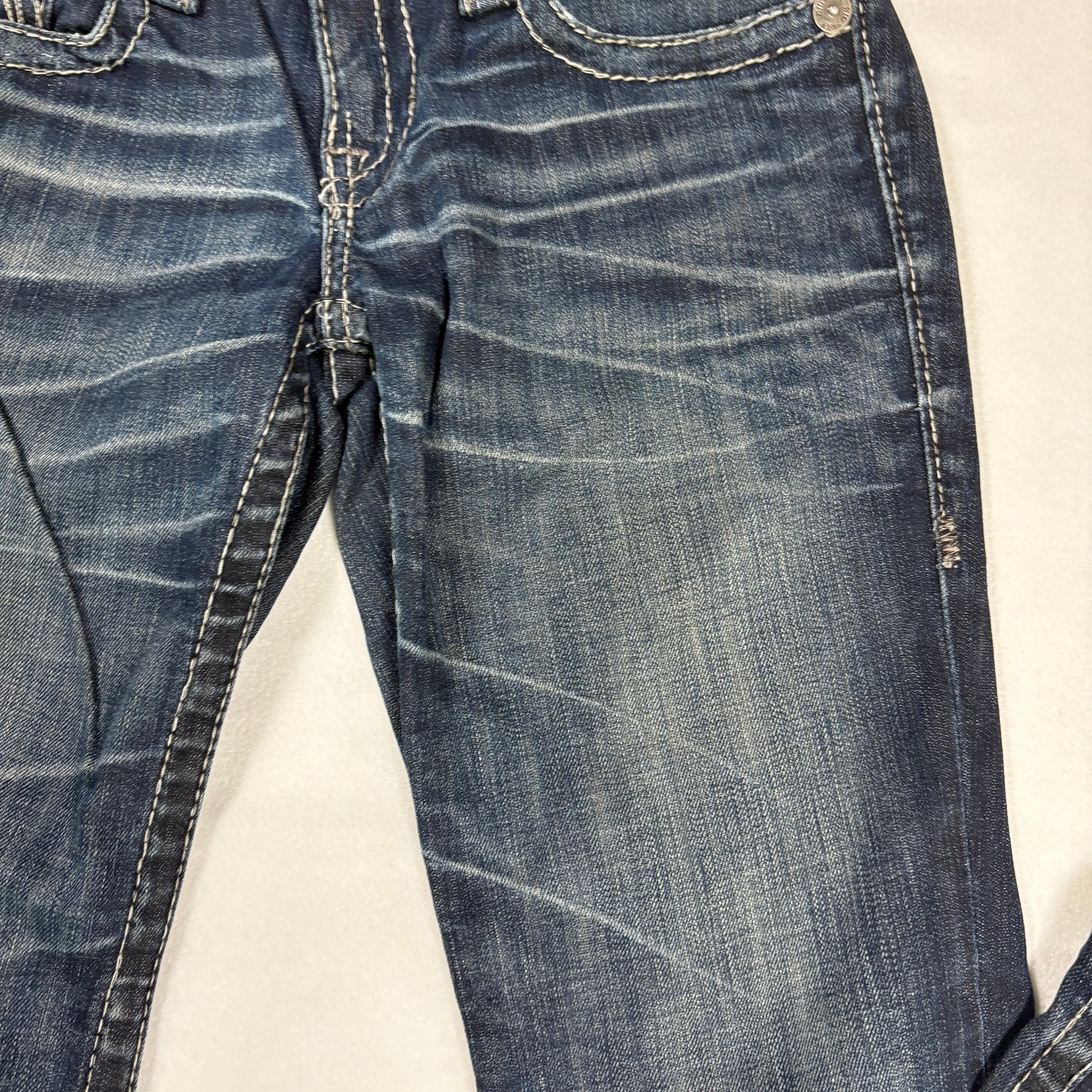 Big Star Jeans Women’s 26R Liv Bootcut Dark Wash Distressed Stretch Denim