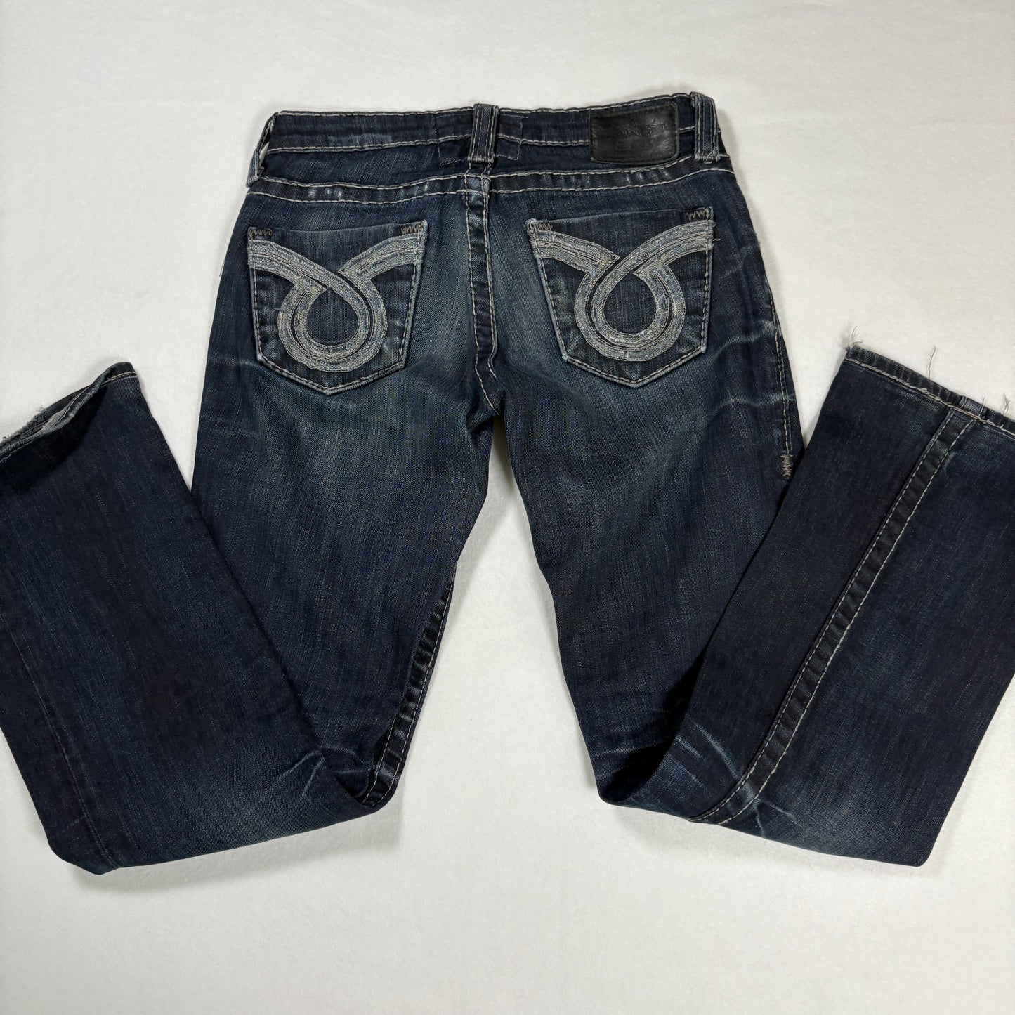 Big Star Jeans Women’s 26R Liv Bootcut Dark Wash Distressed Stretch Denim