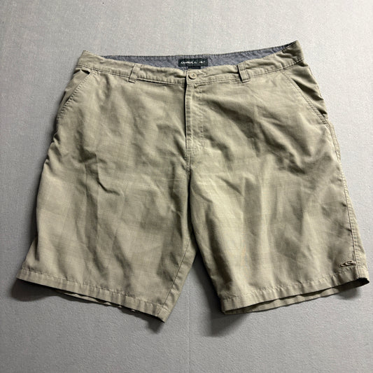 O'Neill Plaid Hybrid Golf Shorts Mens 40 Fits Like 40 Beige Casual Chino